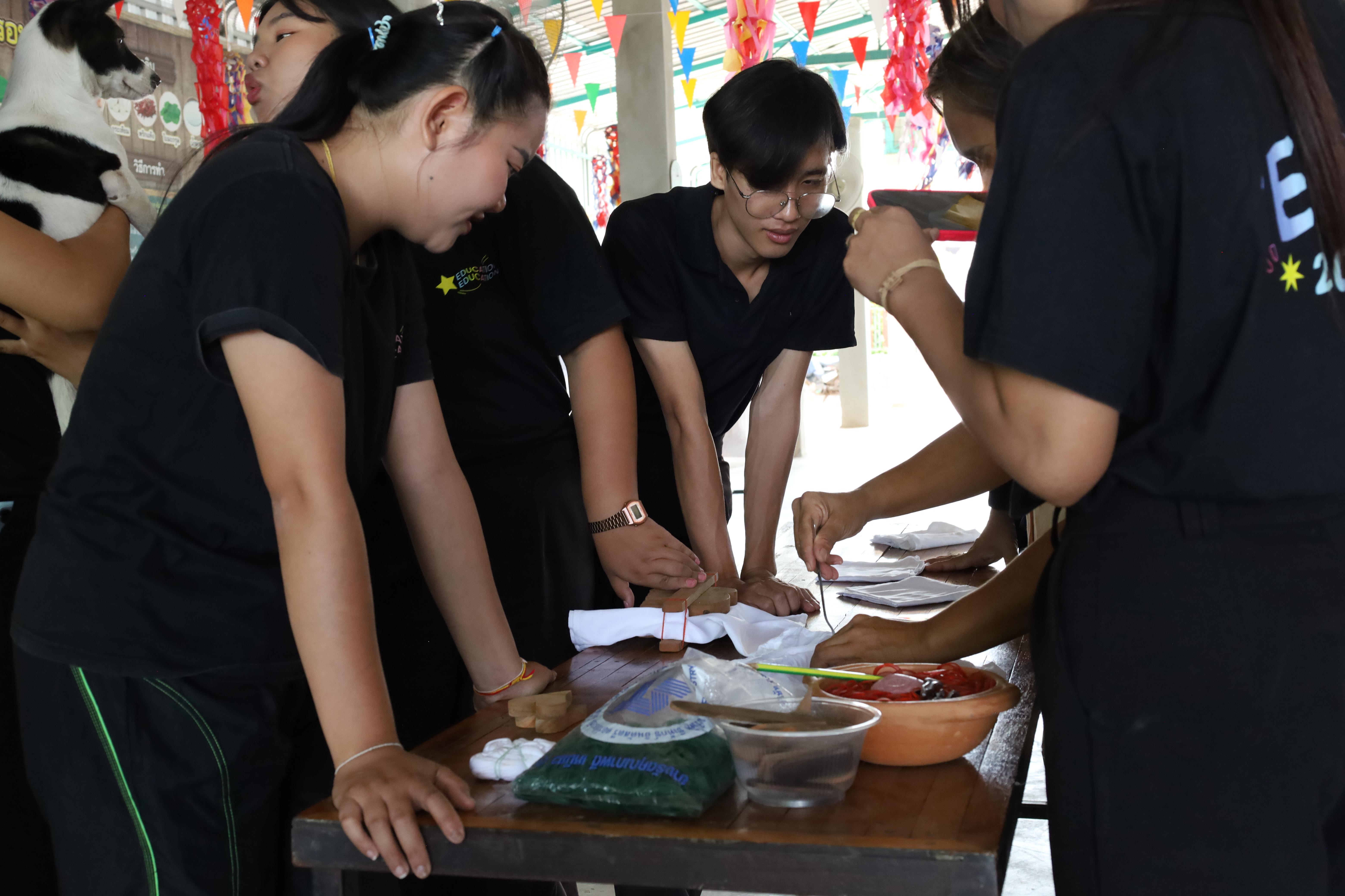 95. เมื่อวันที่ 28 - 29 เมษายน 2568 กิจกรรม Social Enterprise 1 กิจกรรมลงพื้นที่ทดลองเครื่องมือทางวิศวกรสังคมผ่านการเรียนรู้ ณ หมู่ 3 ตำบลหนองปลิง อำเภอเมืองกำแพงเพชร จังหวัดกำแพงเพชร