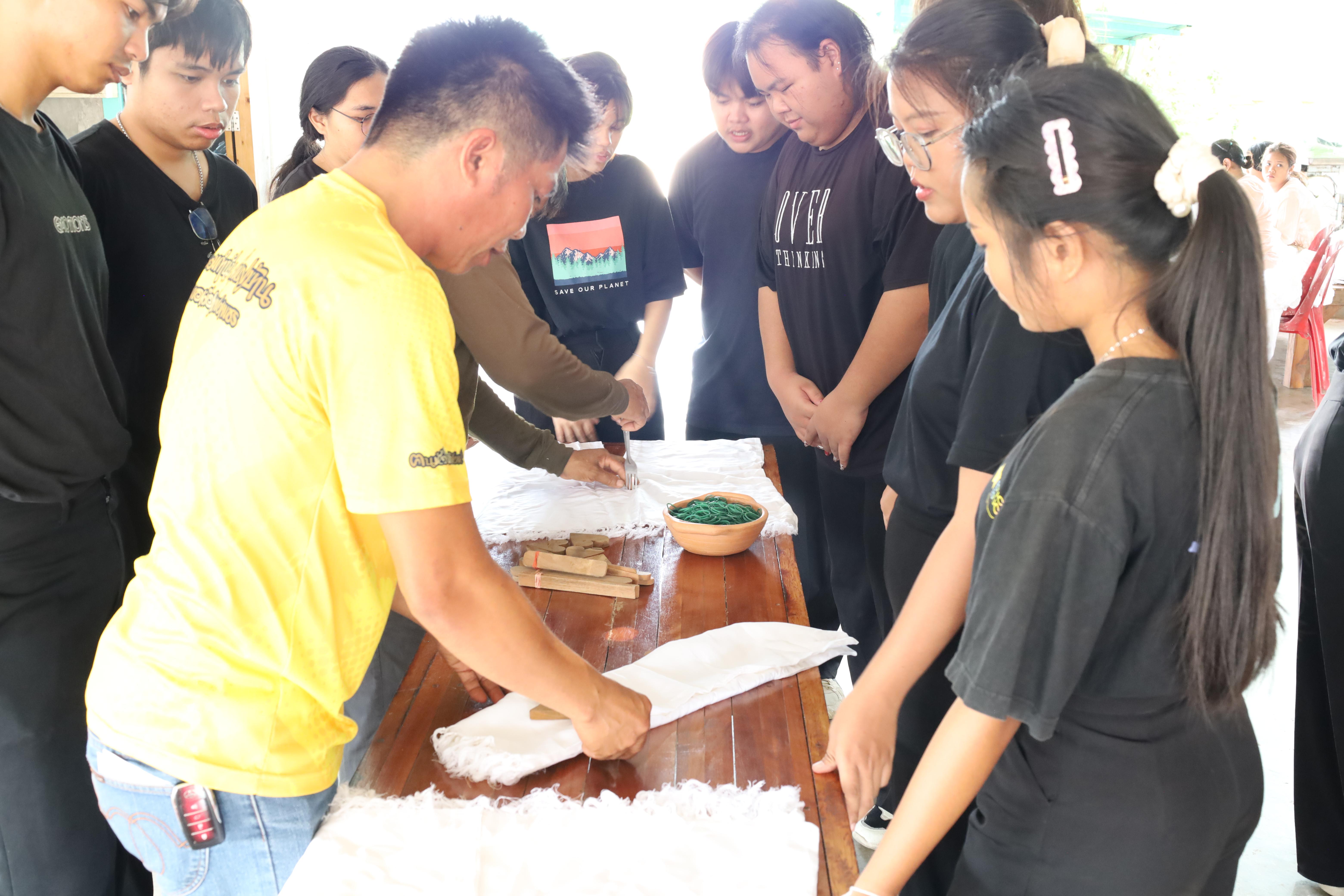 103. เมื่อวันที่ 28 - 29 เมษายน 2568 กิจกรรม Social Enterprise 1 กิจกรรมลงพื้นที่ทดลองเครื่องมือทางวิศวกรสังคมผ่านการเรียนรู้ ณ หมู่ 3 ตำบลหนองปลิง อำเภอเมืองกำแพงเพชร จังหวัดกำแพงเพชร