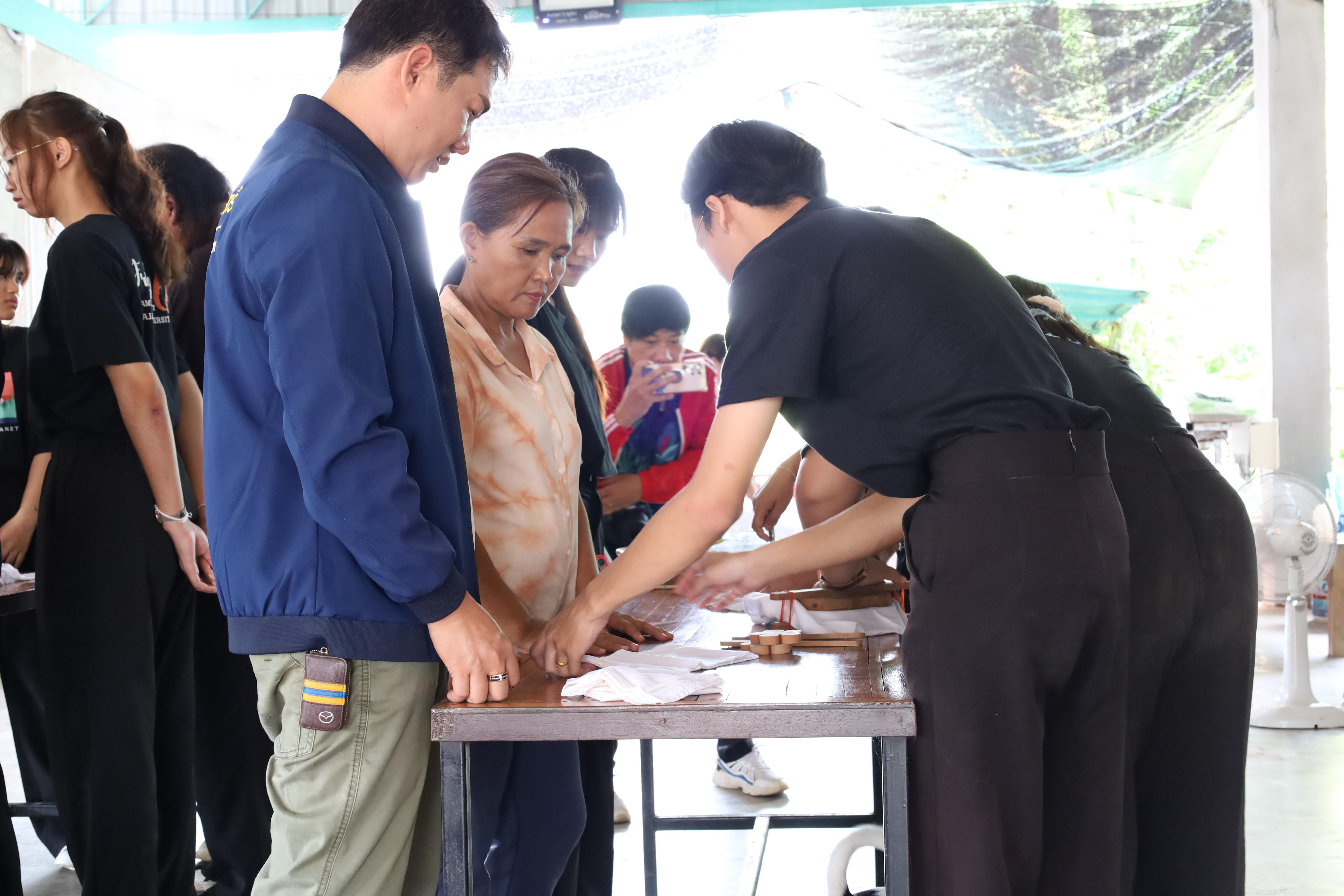 107. เมื่อวันที่ 28 - 29 เมษายน 2568 กิจกรรม Social Enterprise 1 กิจกรรมลงพื้นที่ทดลองเครื่องมือทางวิศวกรสังคมผ่านการเรียนรู้ ณ หมู่ 3 ตำบลหนองปลิง อำเภอเมืองกำแพงเพชร จังหวัดกำแพงเพชร