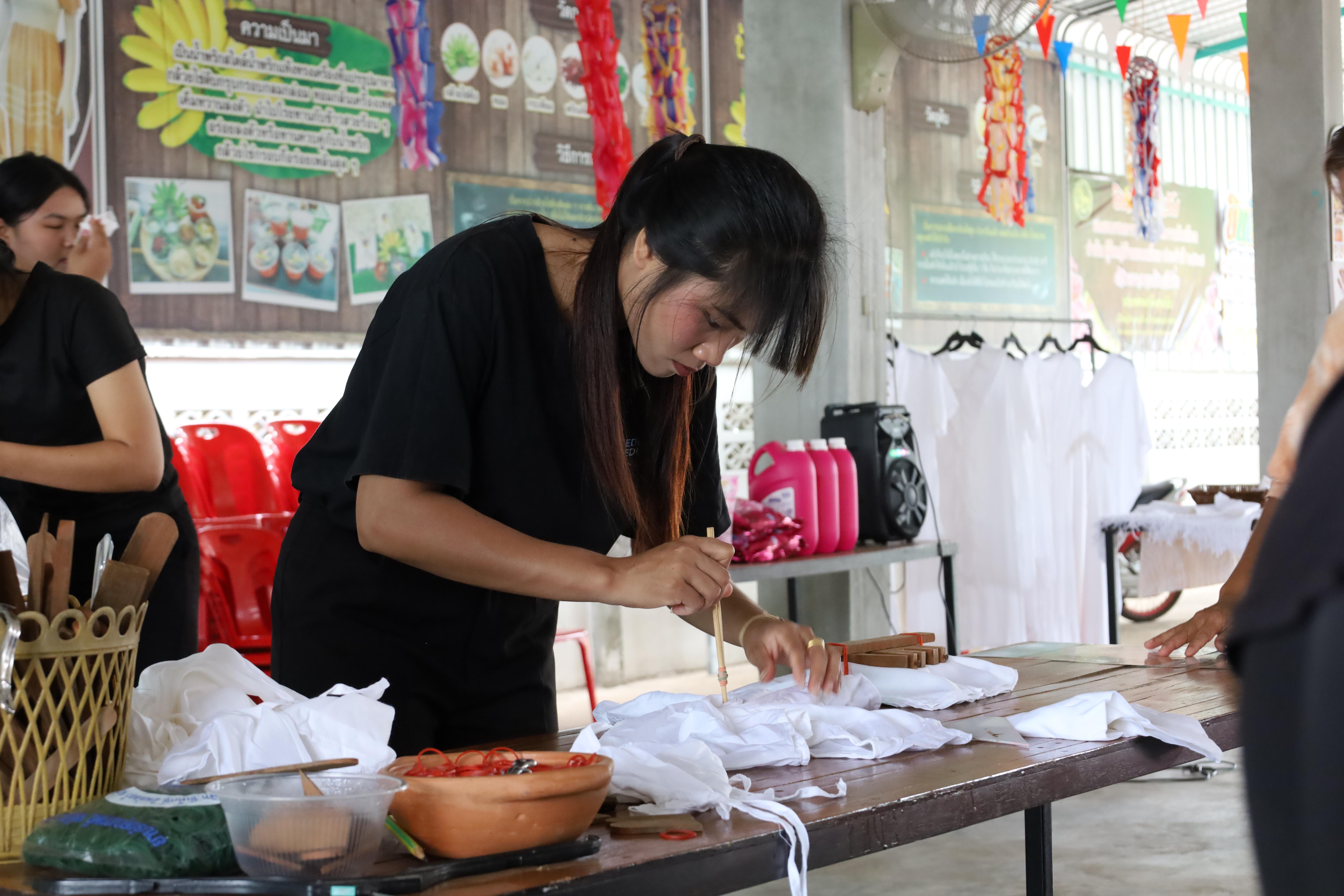 140. เมื่อวันที่ 28 - 29 เมษายน 2568 กิจกรรม Social Enterprise 1 กิจกรรมลงพื้นที่ทดลองเครื่องมือทางวิศวกรสังคมผ่านการเรียนรู้ ณ หมู่ 3 ตำบลหนองปลิง อำเภอเมืองกำแพงเพชร จังหวัดกำแพงเพชร