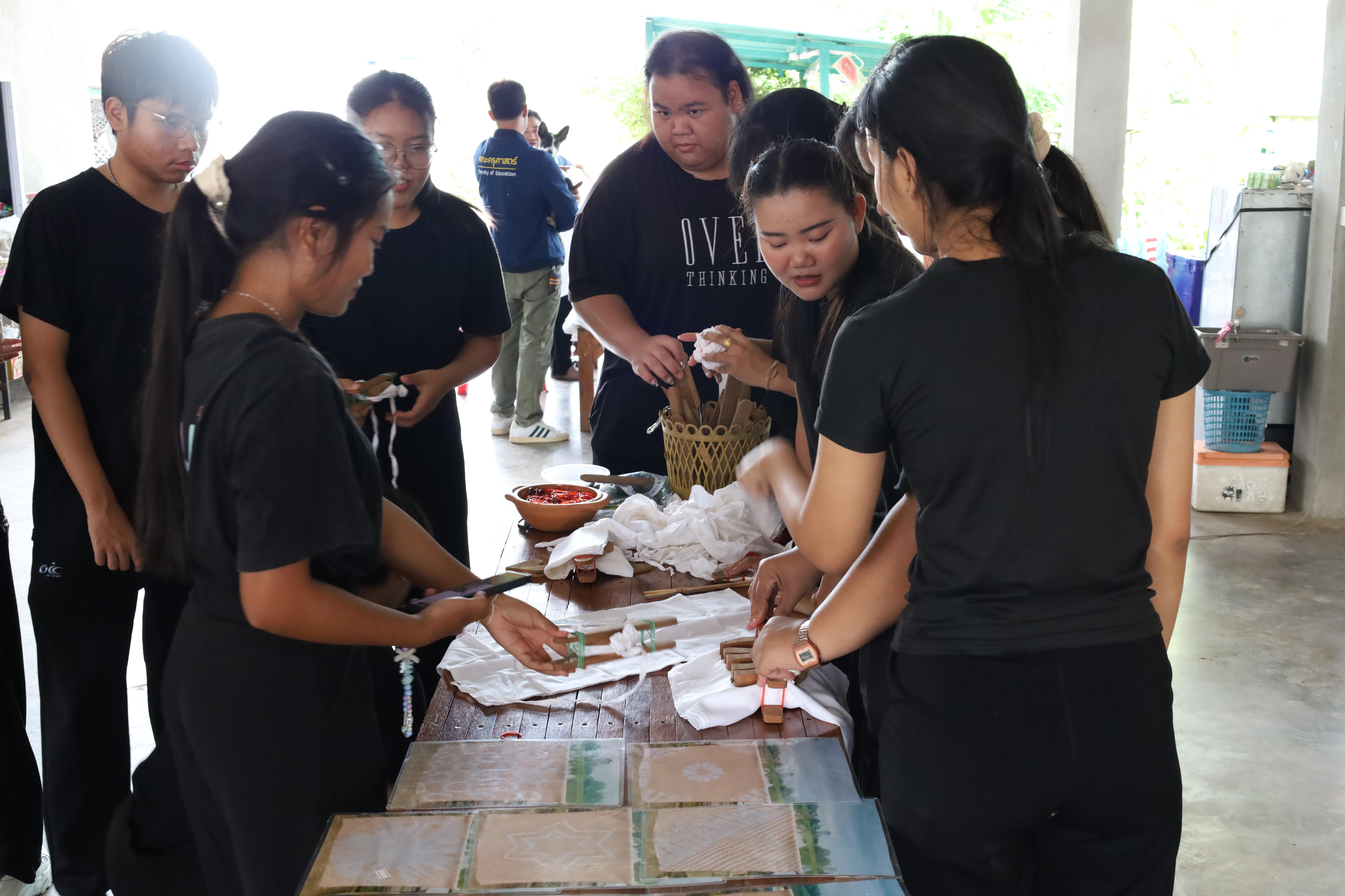 150. เมื่อวันที่ 28 - 29 เมษายน 2568 กิจกรรม Social Enterprise 1 กิจกรรมลงพื้นที่ทดลองเครื่องมือทางวิศวกรสังคมผ่านการเรียนรู้ ณ หมู่ 3 ตำบลหนองปลิง อำเภอเมืองกำแพงเพชร จังหวัดกำแพงเพชร
