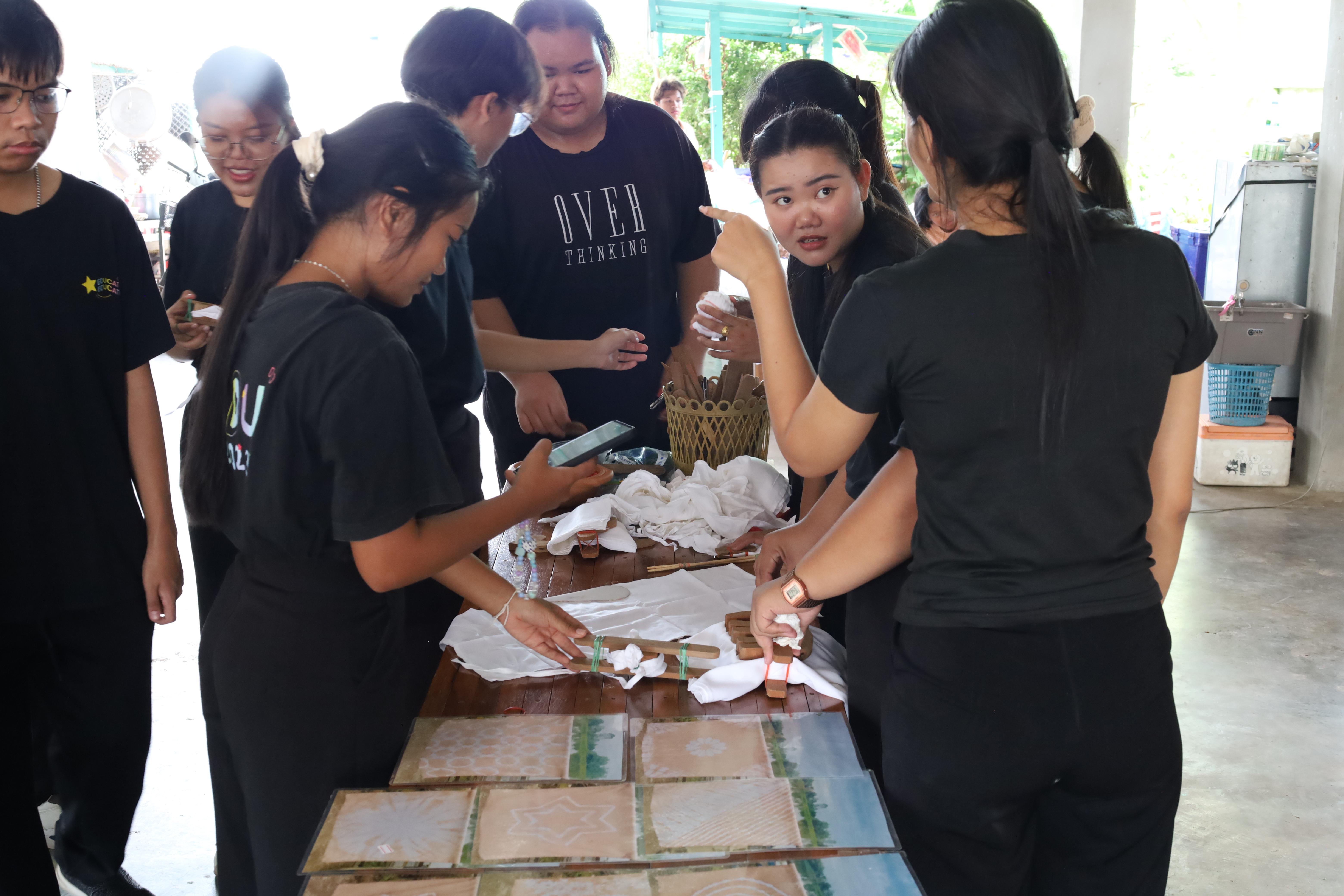 151. เมื่อวันที่ 28 - 29 เมษายน 2568 กิจกรรม Social Enterprise 1 กิจกรรมลงพื้นที่ทดลองเครื่องมือทางวิศวกรสังคมผ่านการเรียนรู้ ณ หมู่ 3 ตำบลหนองปลิง อำเภอเมืองกำแพงเพชร จังหวัดกำแพงเพชร