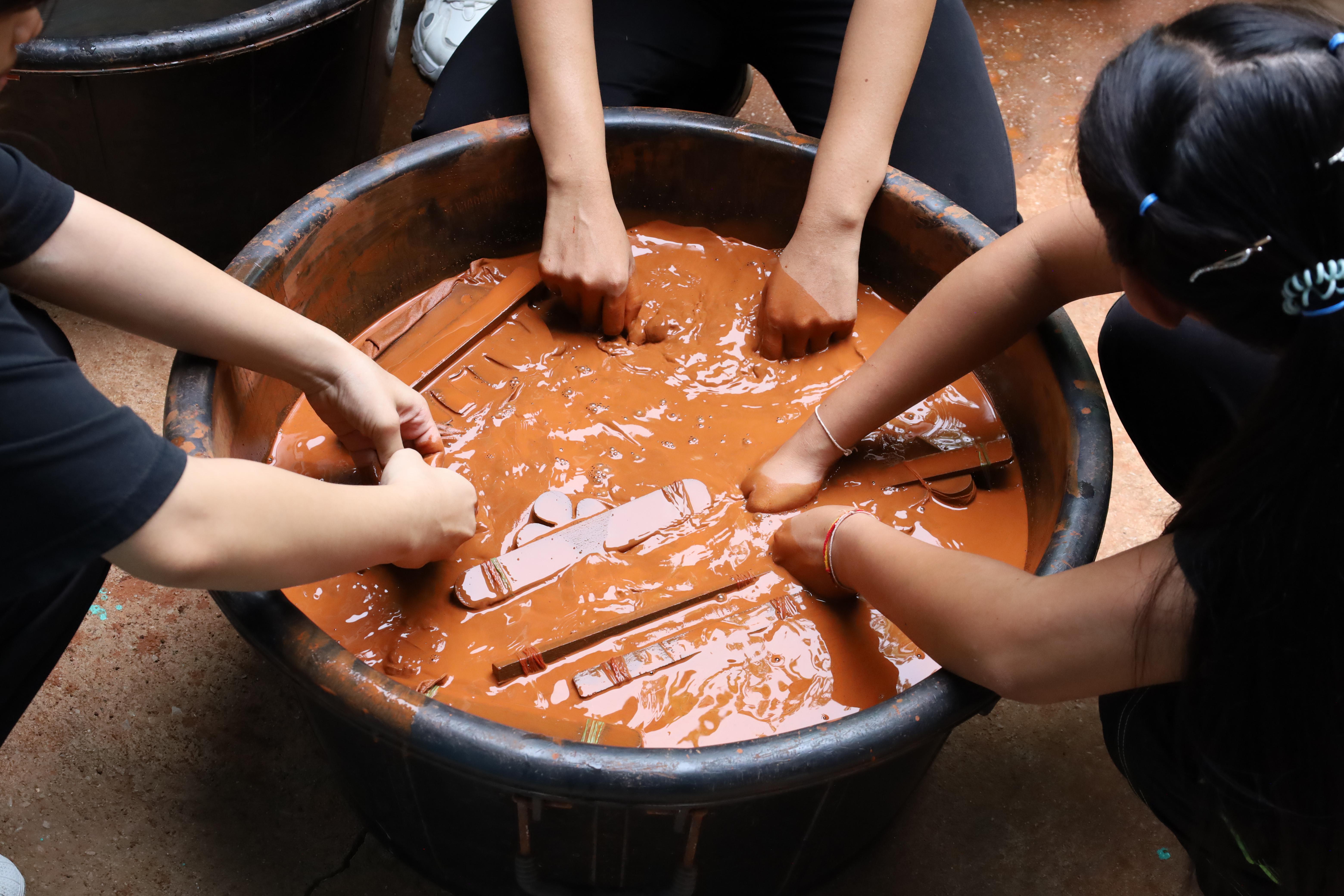 241. เมื่อวันที่ 28 - 29 เมษายน 2568 กิจกรรม Social Enterprise 1 กิจกรรมลงพื้นที่ทดลองเครื่องมือทางวิศวกรสังคมผ่านการเรียนรู้ ณ หมู่ 3 ตำบลหนองปลิง อำเภอเมืองกำแพงเพชร จังหวัดกำแพงเพชร