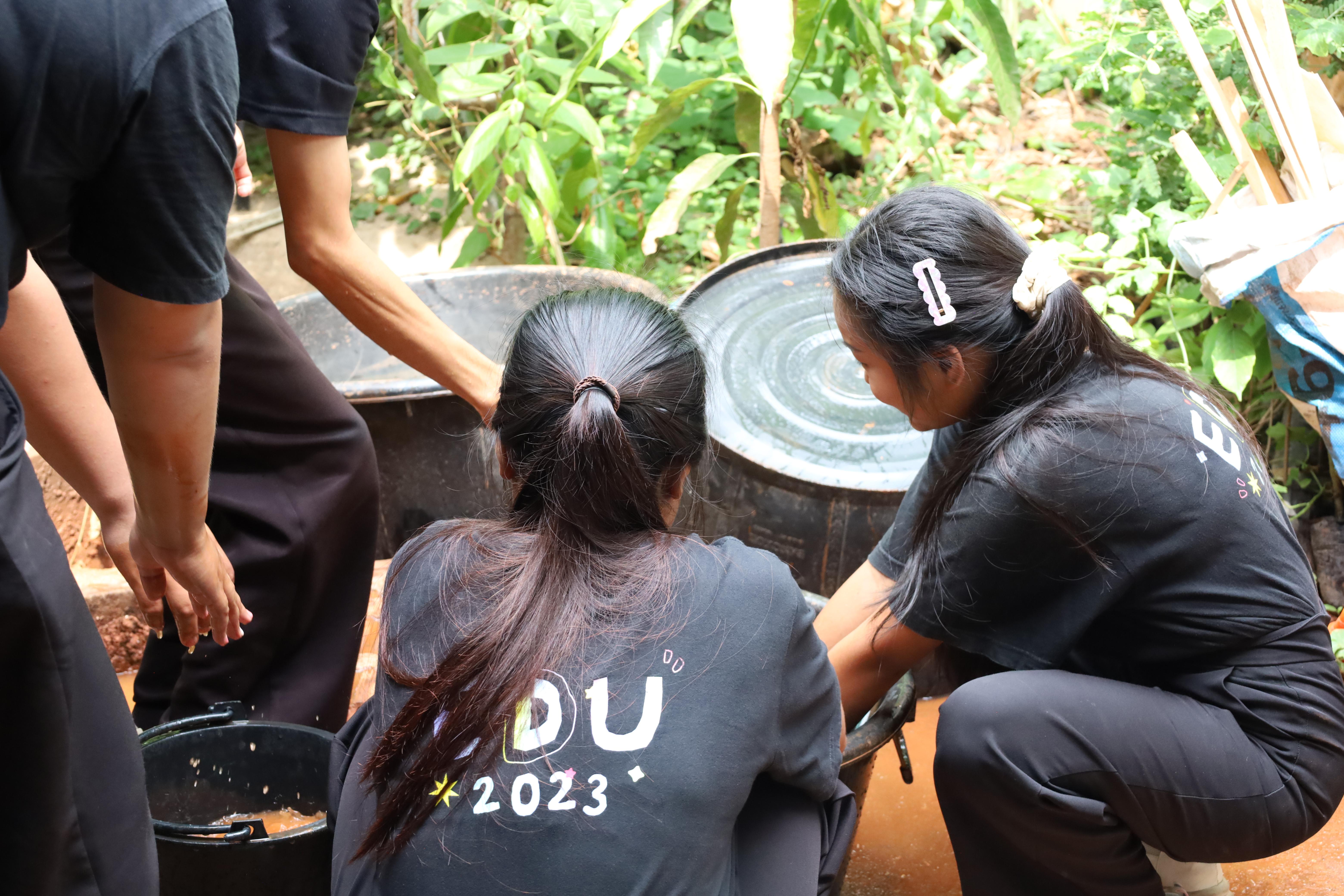 245. เมื่อวันที่ 28 - 29 เมษายน 2568 กิจกรรม Social Enterprise 1 กิจกรรมลงพื้นที่ทดลองเครื่องมือทางวิศวกรสังคมผ่านการเรียนรู้ ณ หมู่ 3 ตำบลหนองปลิง อำเภอเมืองกำแพงเพชร จังหวัดกำแพงเพชร