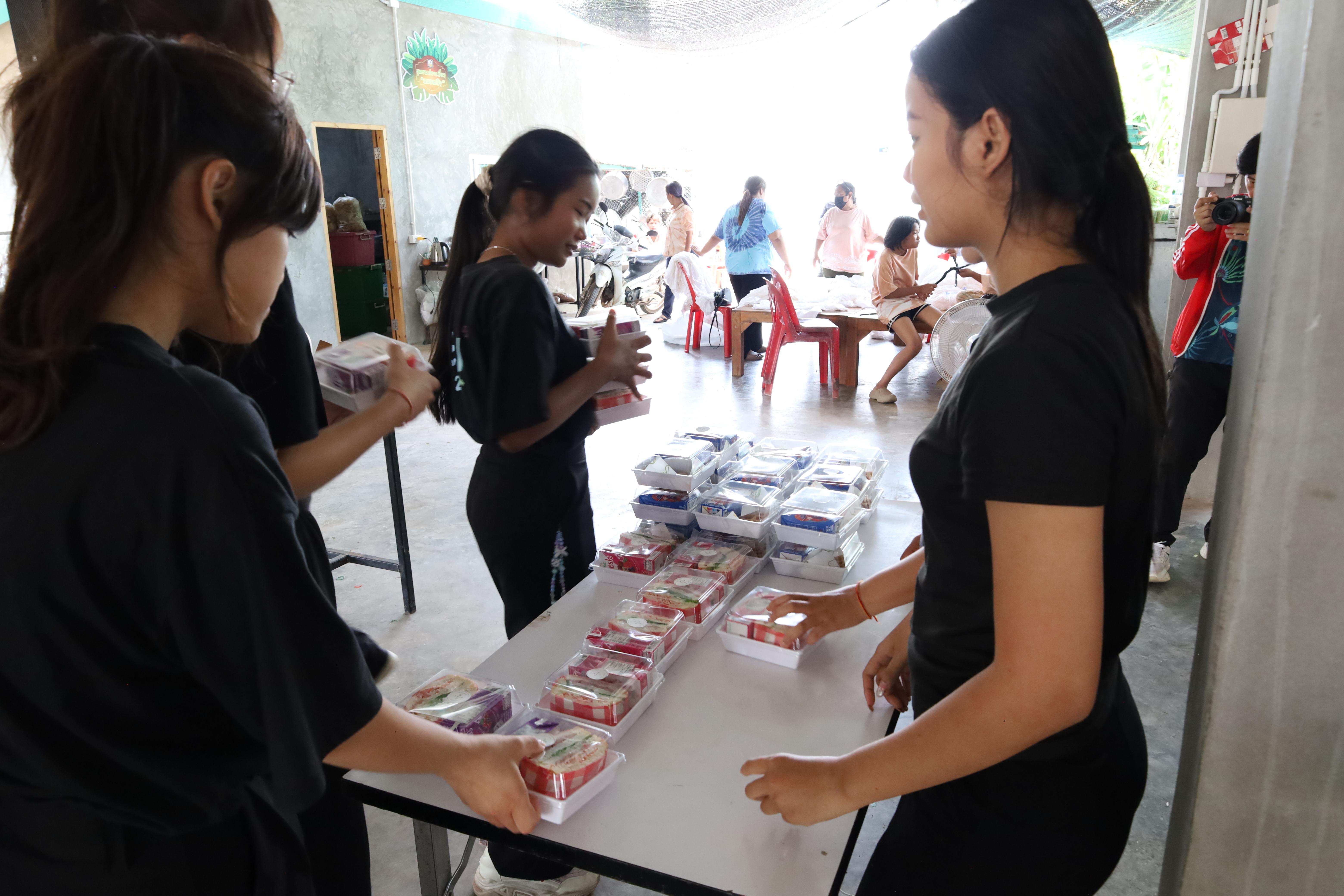 273. เมื่อวันที่ 28 - 29 เมษายน 2568 กิจกรรม Social Enterprise 1 กิจกรรมลงพื้นที่ทดลองเครื่องมือทางวิศวกรสังคมผ่านการเรียนรู้ ณ หมู่ 3 ตำบลหนองปลิง อำเภอเมืองกำแพงเพชร จังหวัดกำแพงเพชร