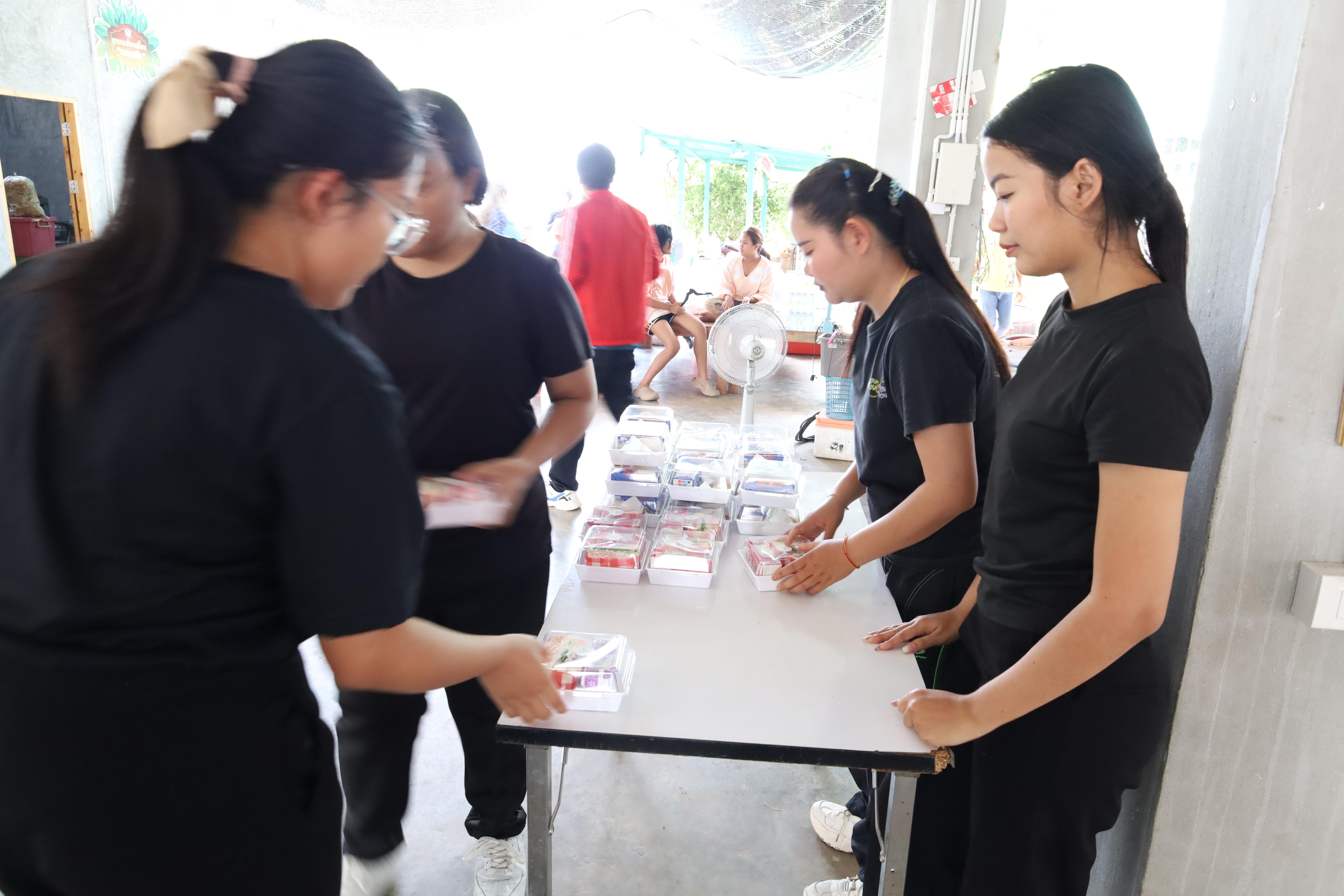 274. เมื่อวันที่ 28 - 29 เมษายน 2568 กิจกรรม Social Enterprise 1 กิจกรรมลงพื้นที่ทดลองเครื่องมือทางวิศวกรสังคมผ่านการเรียนรู้ ณ หมู่ 3 ตำบลหนองปลิง อำเภอเมืองกำแพงเพชร จังหวัดกำแพงเพชร