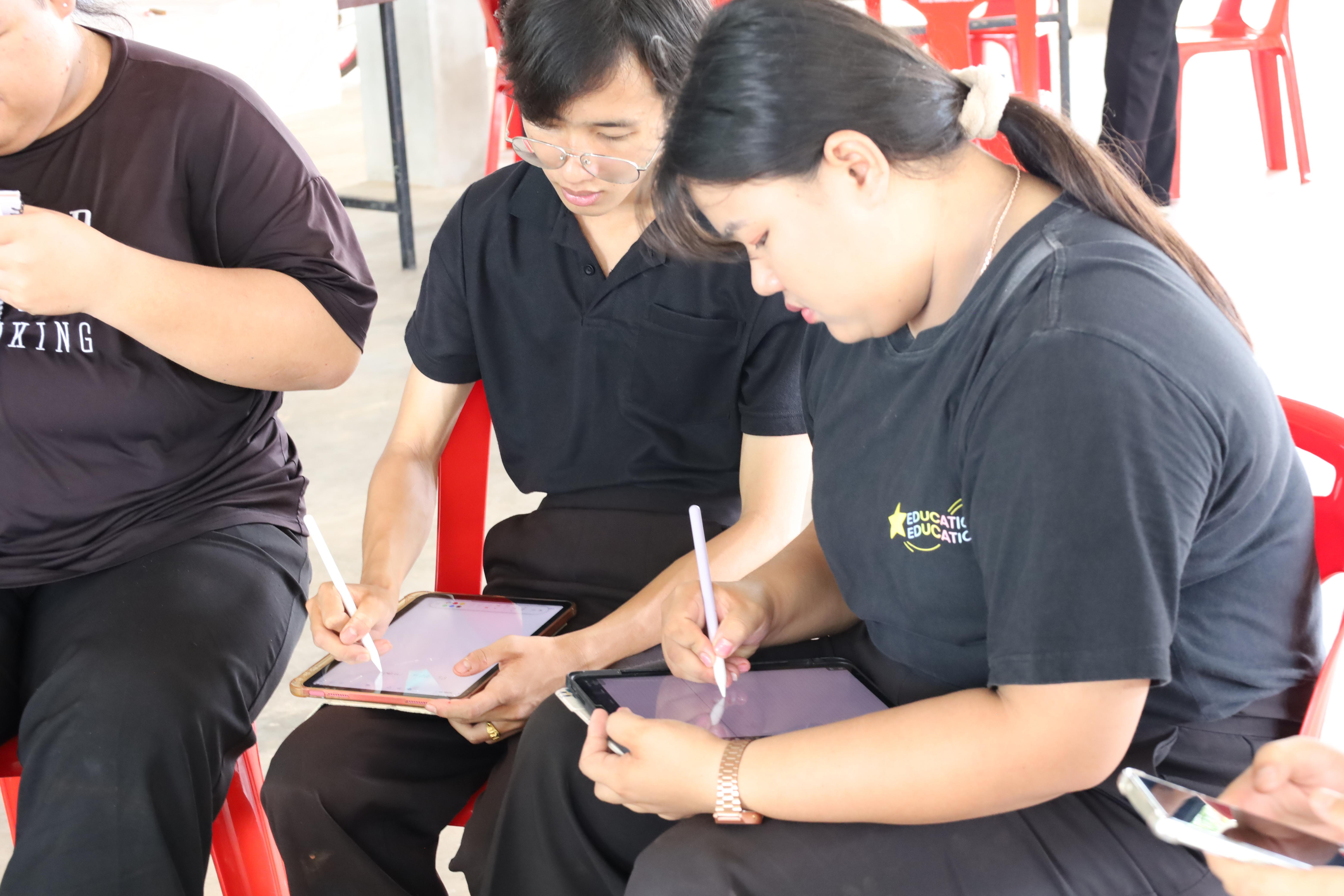 370. เมื่อวันที่ 28 - 29 เมษายน 2568 กิจกรรม Social Enterprise 1 กิจกรรมลงพื้นที่ทดลองเครื่องมือทางวิศวกรสังคมผ่านการเรียนรู้ ณ หมู่ 3 ตำบลหนองปลิง อำเภอเมืองกำแพงเพชร จังหวัดกำแพงเพชร