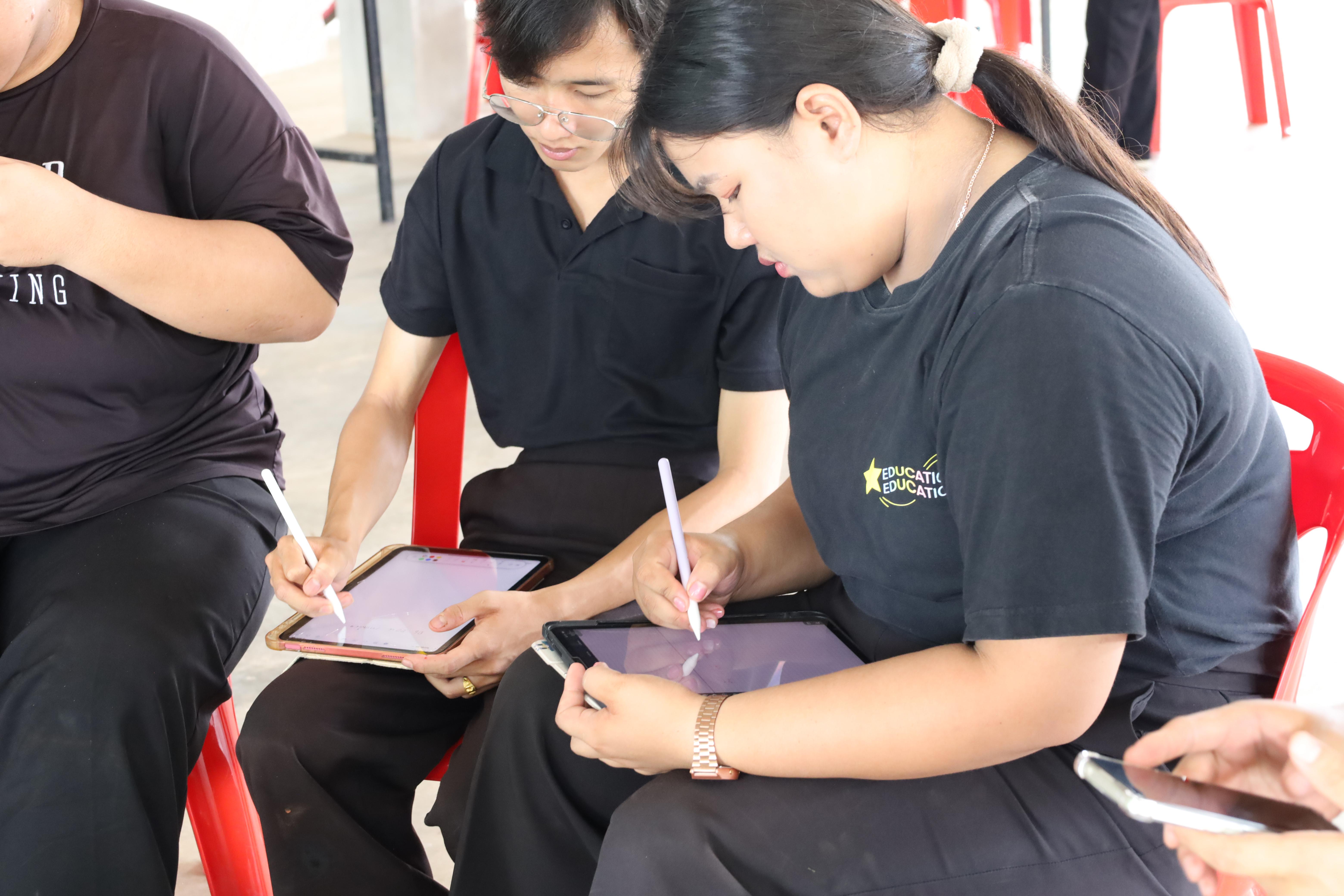 371. เมื่อวันที่ 28 - 29 เมษายน 2568 กิจกรรม Social Enterprise 1 กิจกรรมลงพื้นที่ทดลองเครื่องมือทางวิศวกรสังคมผ่านการเรียนรู้ ณ หมู่ 3 ตำบลหนองปลิง อำเภอเมืองกำแพงเพชร จังหวัดกำแพงเพชร