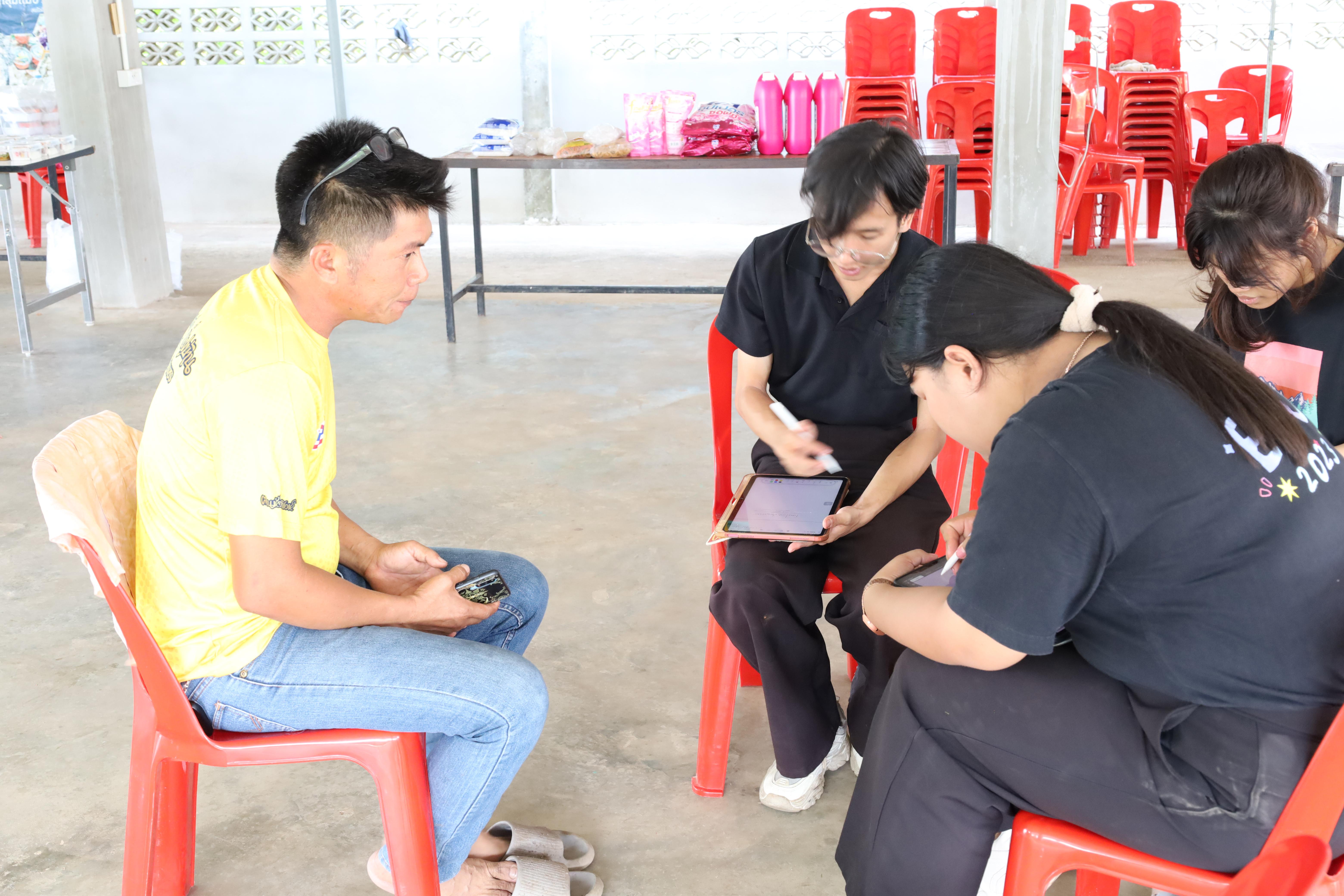 414. เมื่อวันที่ 28 - 29 เมษายน 2568 กิจกรรม Social Enterprise 1 กิจกรรมลงพื้นที่ทดลองเครื่องมือทางวิศวกรสังคมผ่านการเรียนรู้ ณ หมู่ 3 ตำบลหนองปลิง อำเภอเมืองกำแพงเพชร จังหวัดกำแพงเพชร