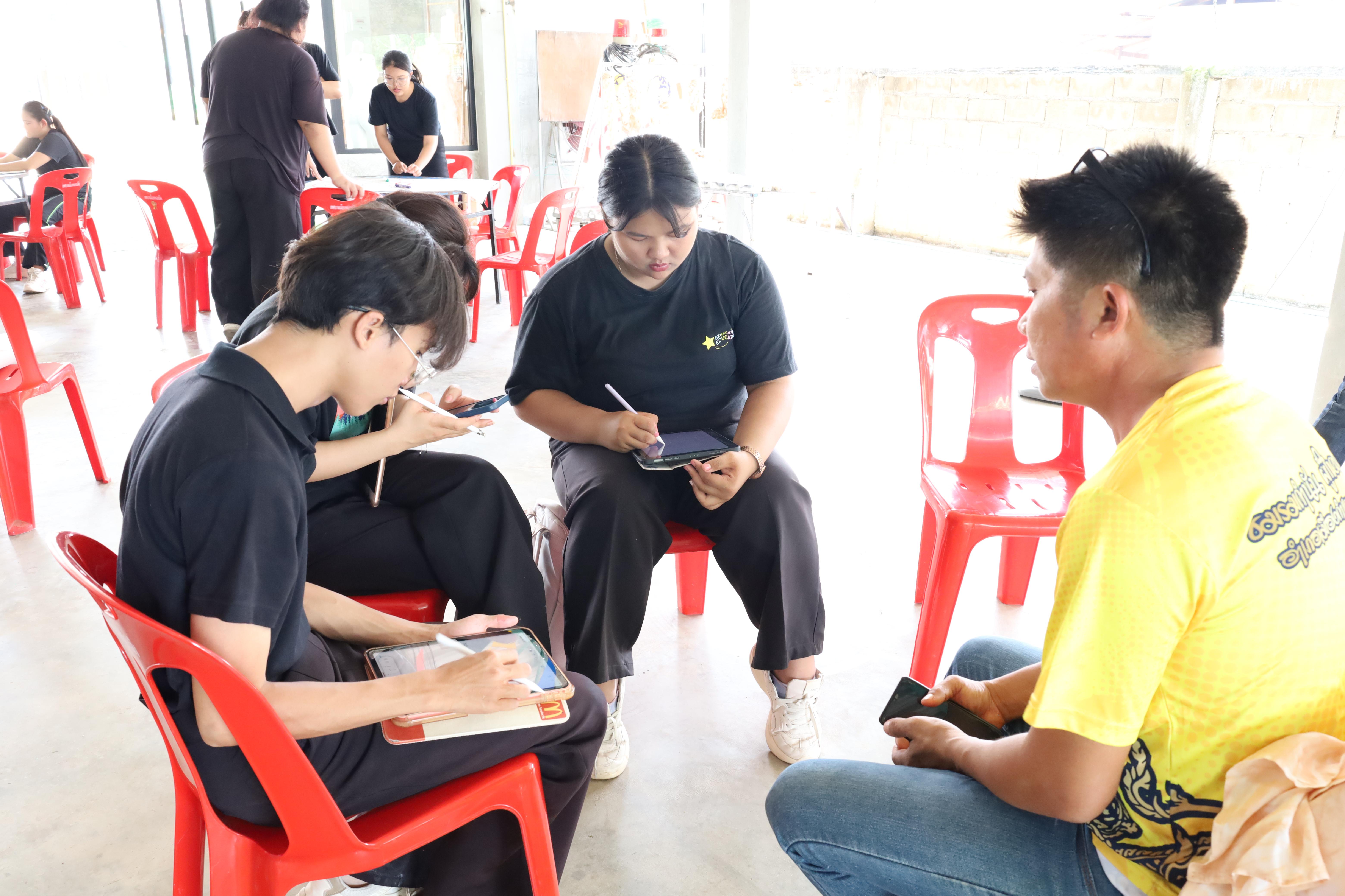 431. เมื่อวันที่ 28 - 29 เมษายน 2568 กิจกรรม Social Enterprise 1 กิจกรรมลงพื้นที่ทดลองเครื่องมือทางวิศวกรสังคมผ่านการเรียนรู้ ณ หมู่ 3 ตำบลหนองปลิง อำเภอเมืองกำแพงเพชร จังหวัดกำแพงเพชร