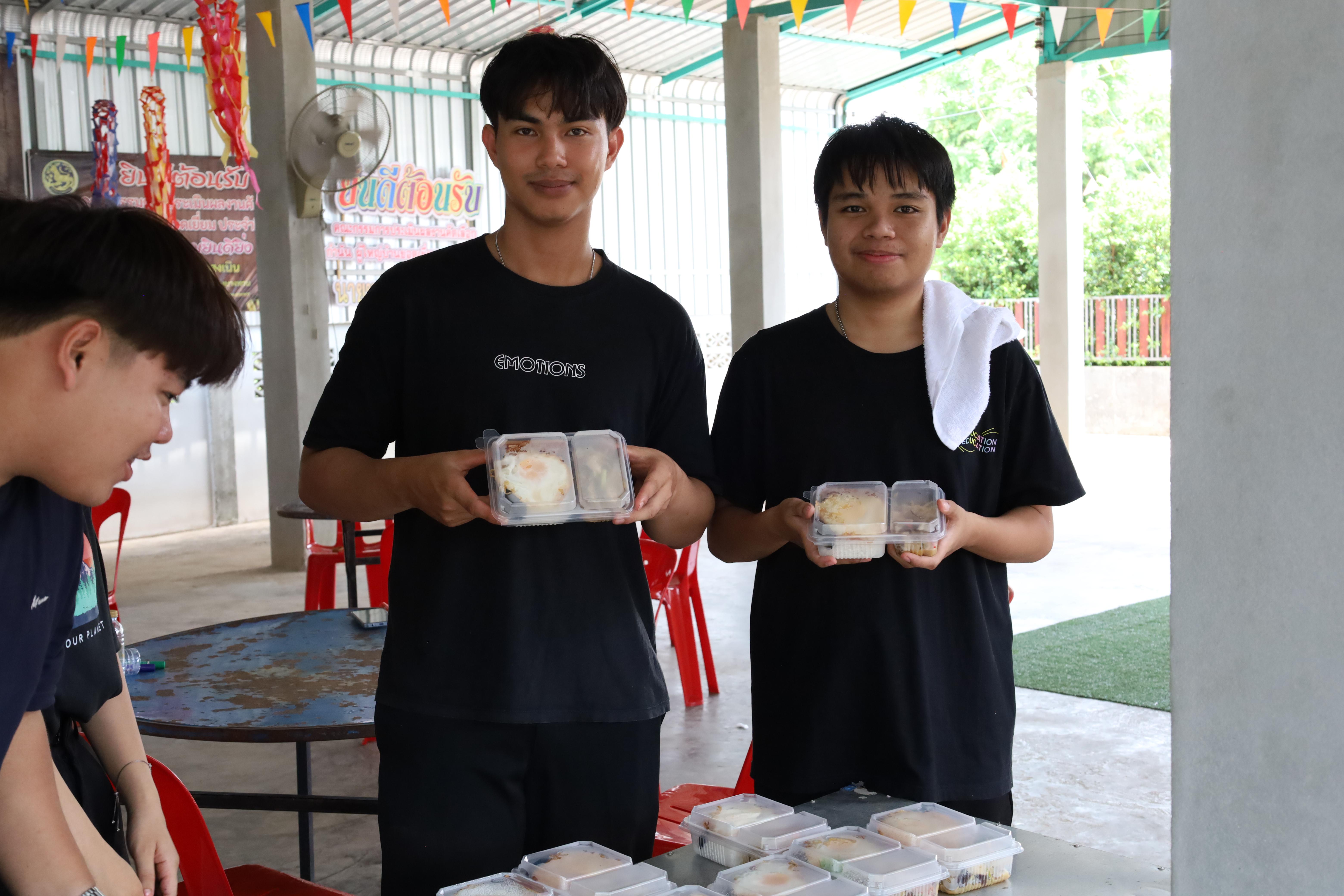 512. เมื่อวันที่ 28 - 29 เมษายน 2568 กิจกรรม Social Enterprise 1 กิจกรรมลงพื้นที่ทดลองเครื่องมือทางวิศวกรสังคมผ่านการเรียนรู้ ณ หมู่ 3 ตำบลหนองปลิง อำเภอเมืองกำแพงเพชร จังหวัดกำแพงเพชร