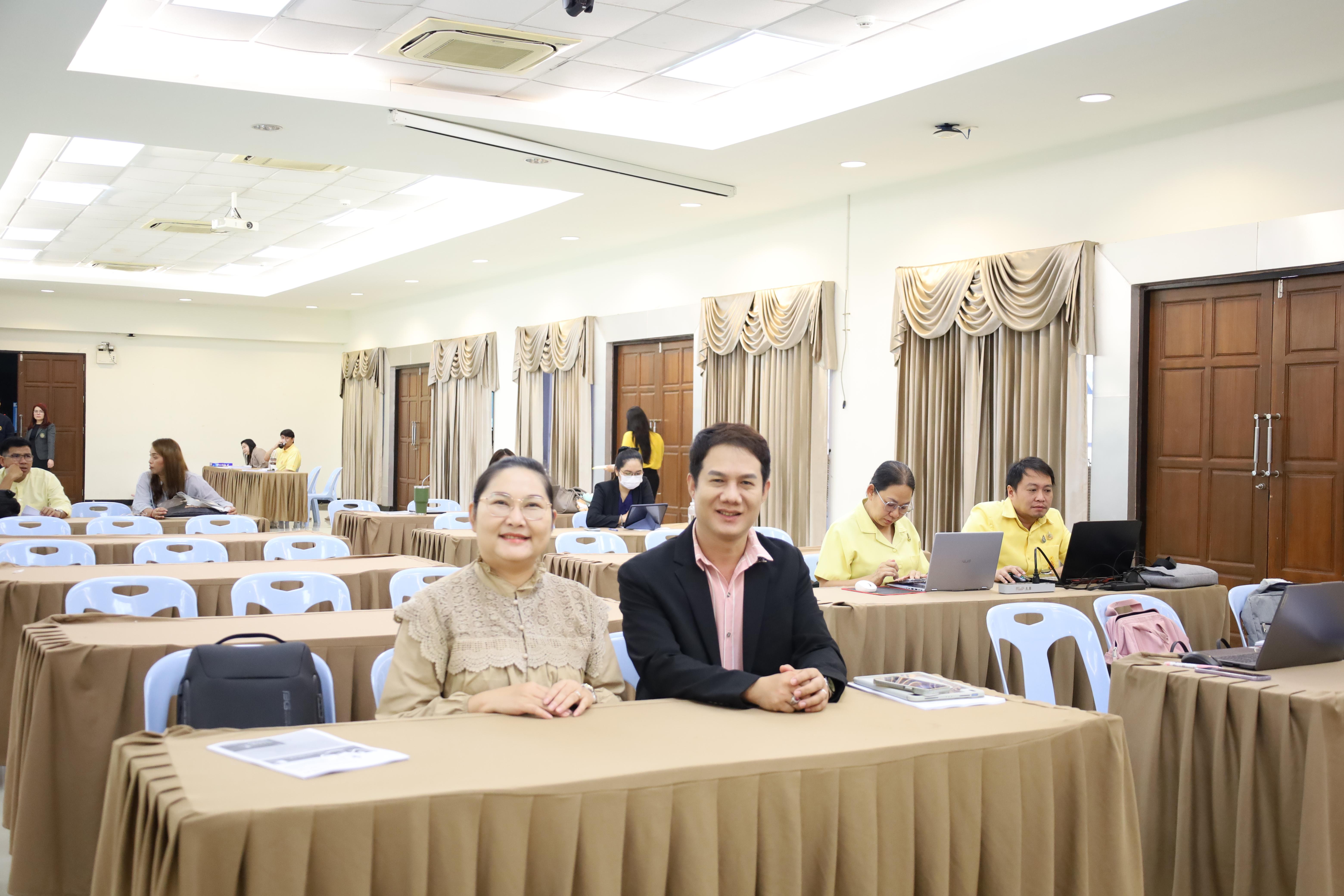 9. คณะครุศาสตร์ โดยฝ่ายวิชาการ จัดอบรมเชิงปฏิบัติการเรื่องการใช้AI สำหรับการเรียนการสอนและการวิจัย