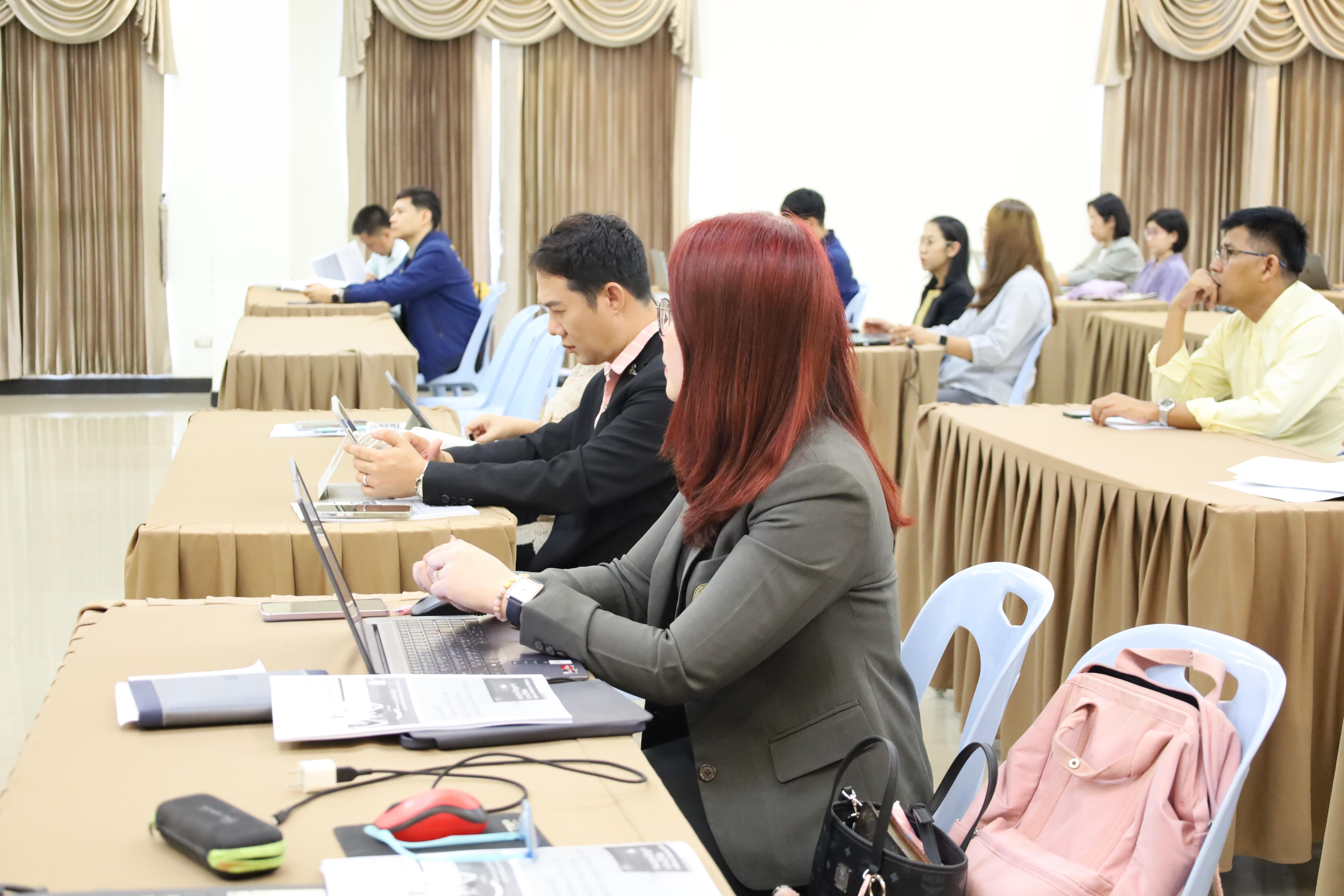 40. คณะครุศาสตร์ โดยฝ่ายวิชาการ จัดอบรมเชิงปฏิบัติการเรื่องการใช้AI สำหรับการเรียนการสอนและการวิจัย