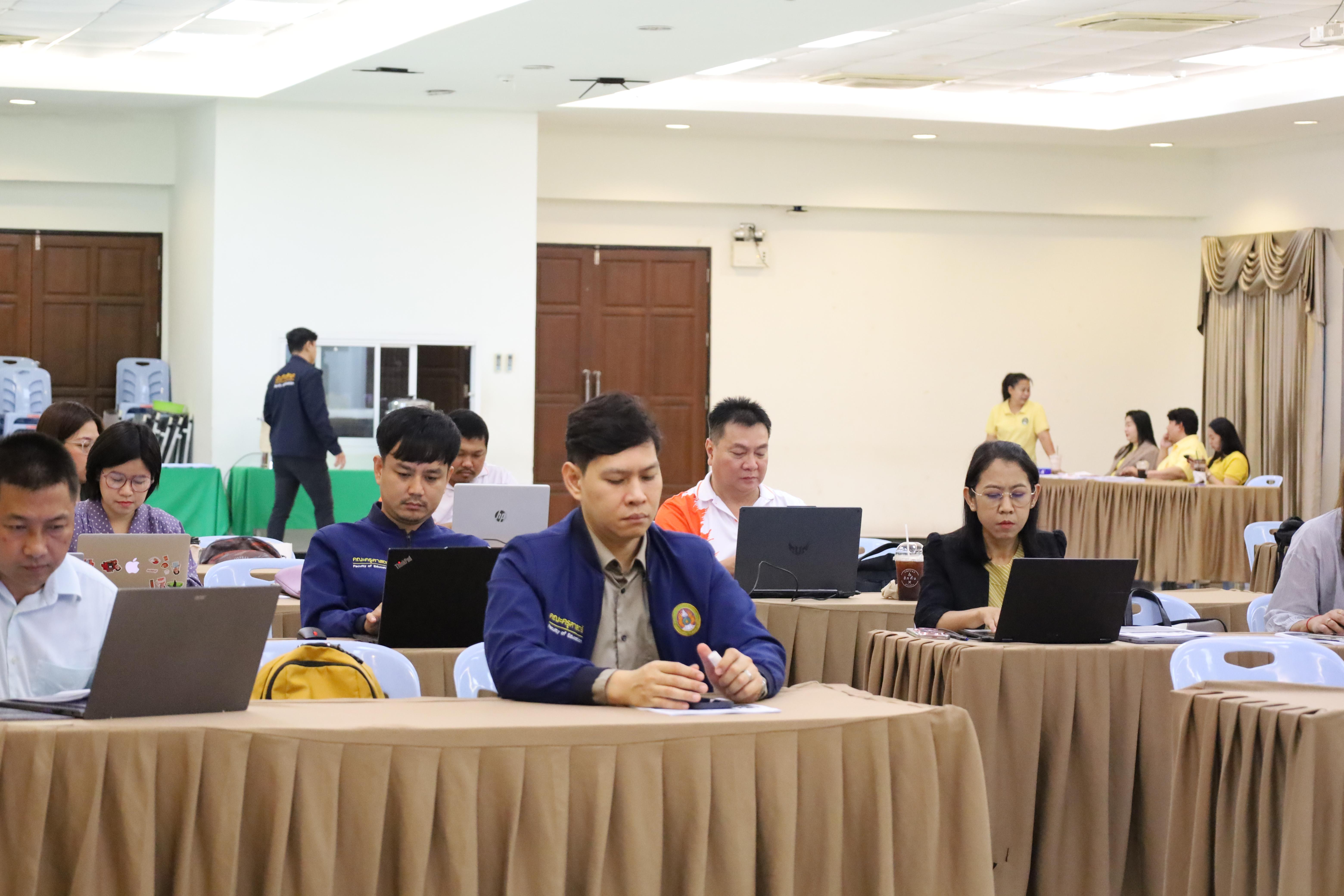 72. คณะครุศาสตร์ โดยฝ่ายวิชาการ จัดอบรมเชิงปฏิบัติการเรื่องการใช้AI สำหรับการเรียนการสอนและการวิจัย