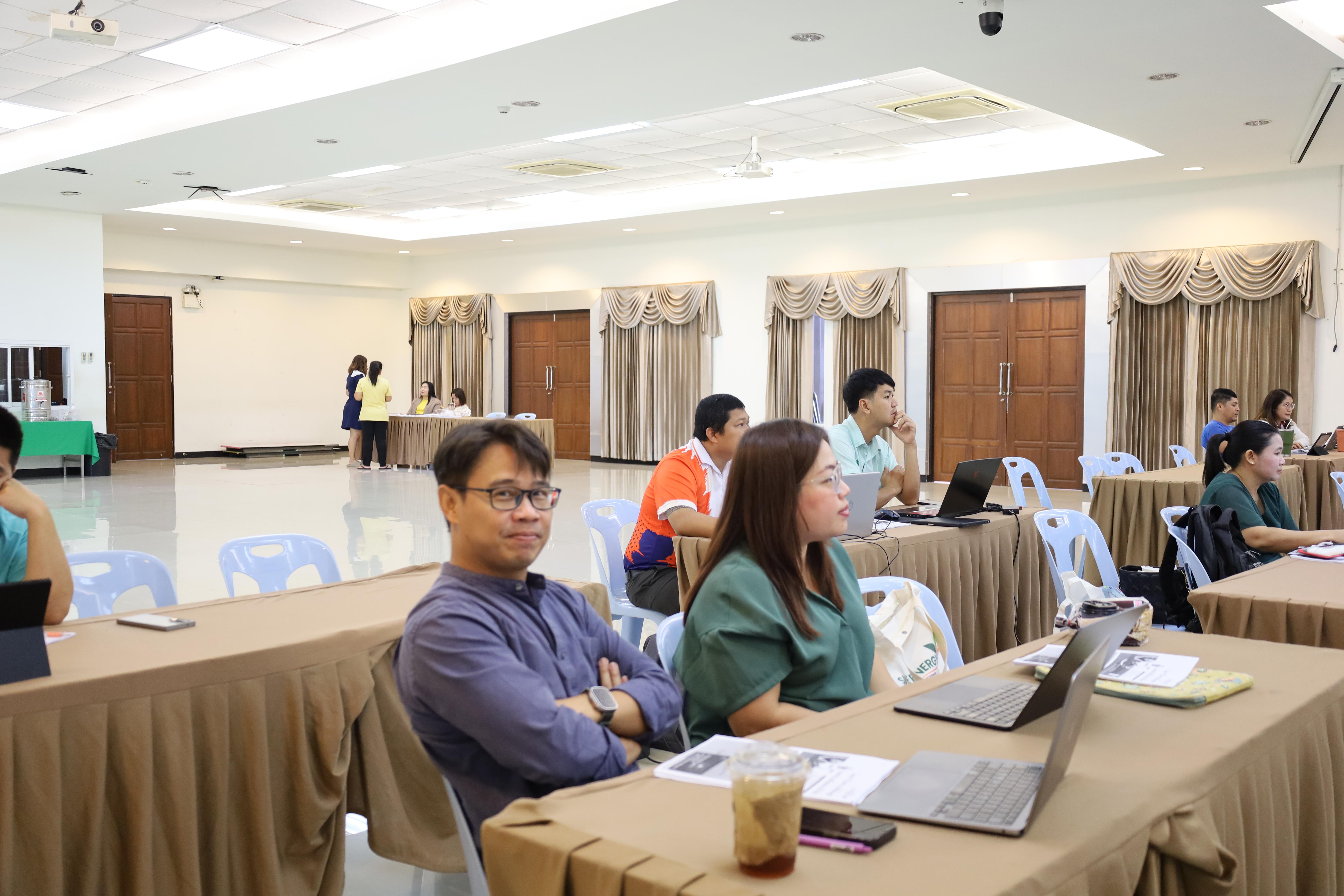 97. คณะครุศาสตร์ โดยฝ่ายวิชาการ จัดอบรมเชิงปฏิบัติการเรื่องการใช้AI สำหรับการเรียนการสอนและการวิจัย