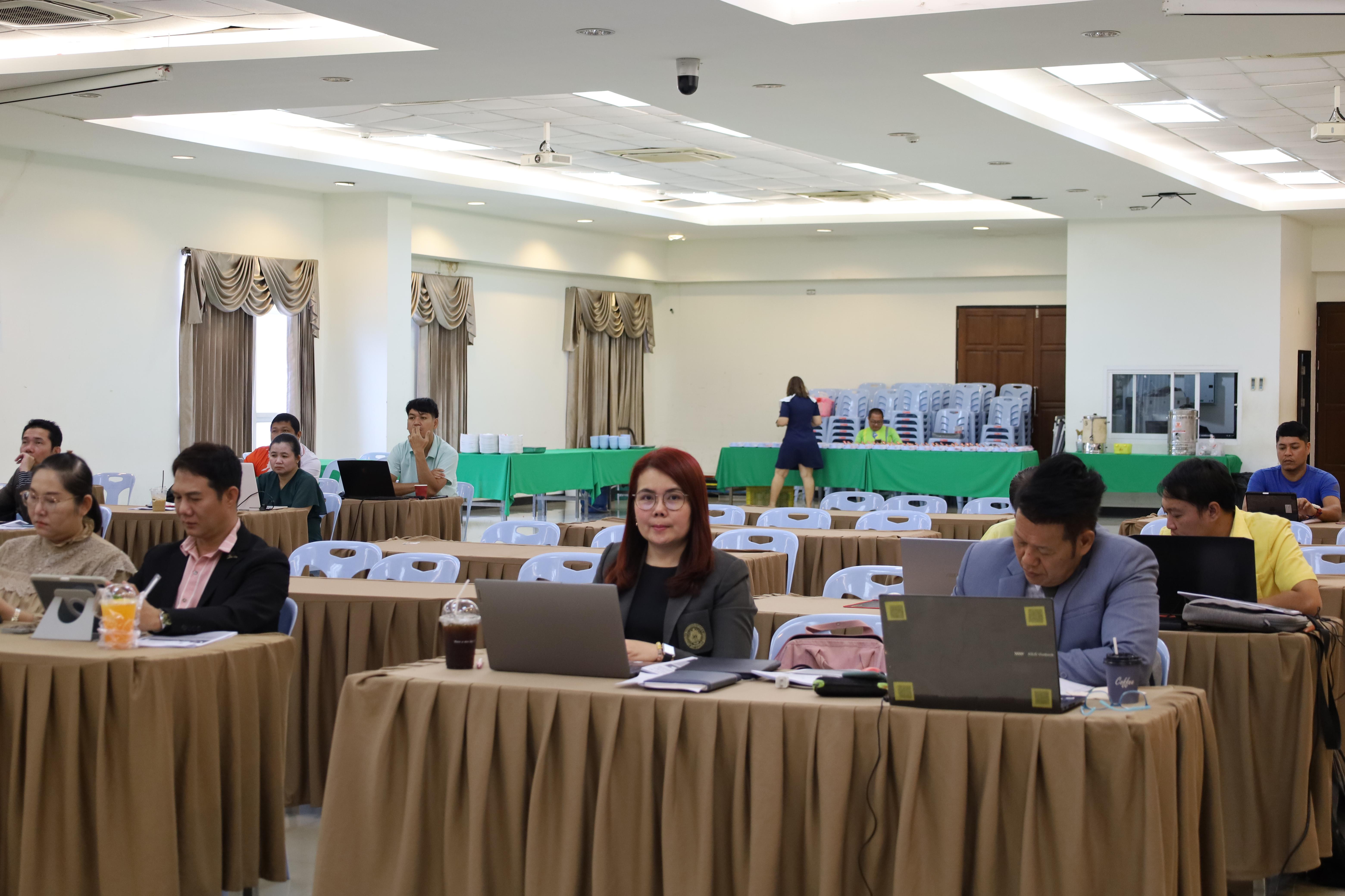 104. คณะครุศาสตร์ โดยฝ่ายวิชาการ จัดอบรมเชิงปฏิบัติการเรื่องการใช้AI สำหรับการเรียนการสอนและการวิจัย