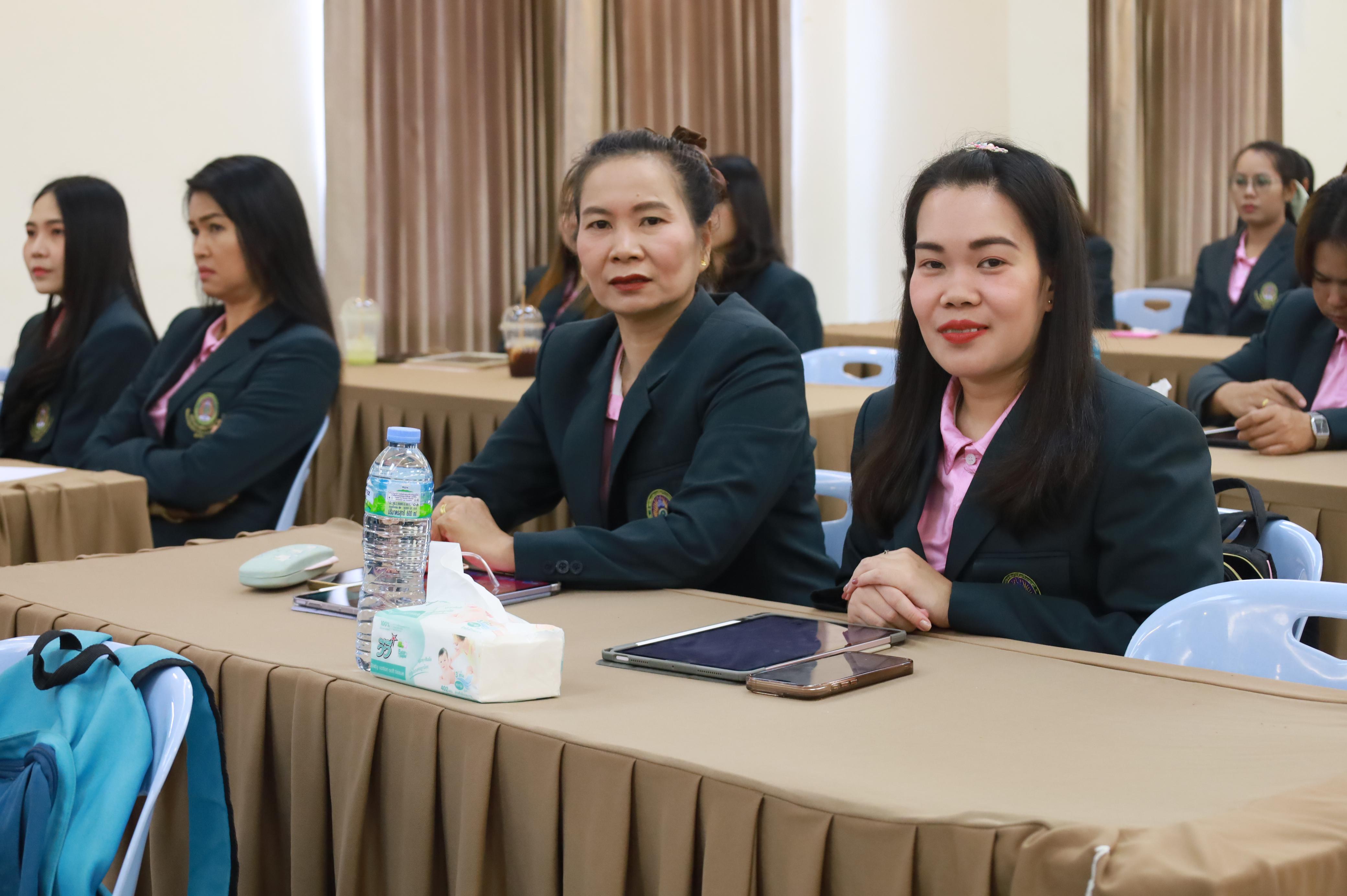 46. การพัฒนาภาวะผู้นำของนักบริหารมืออาชีพในยุคดิสรัปชั่น ซึ่งคณะกรรมการบัณฑิตศึกษาประจำสาขาวิชาการบริหารการศึกษา