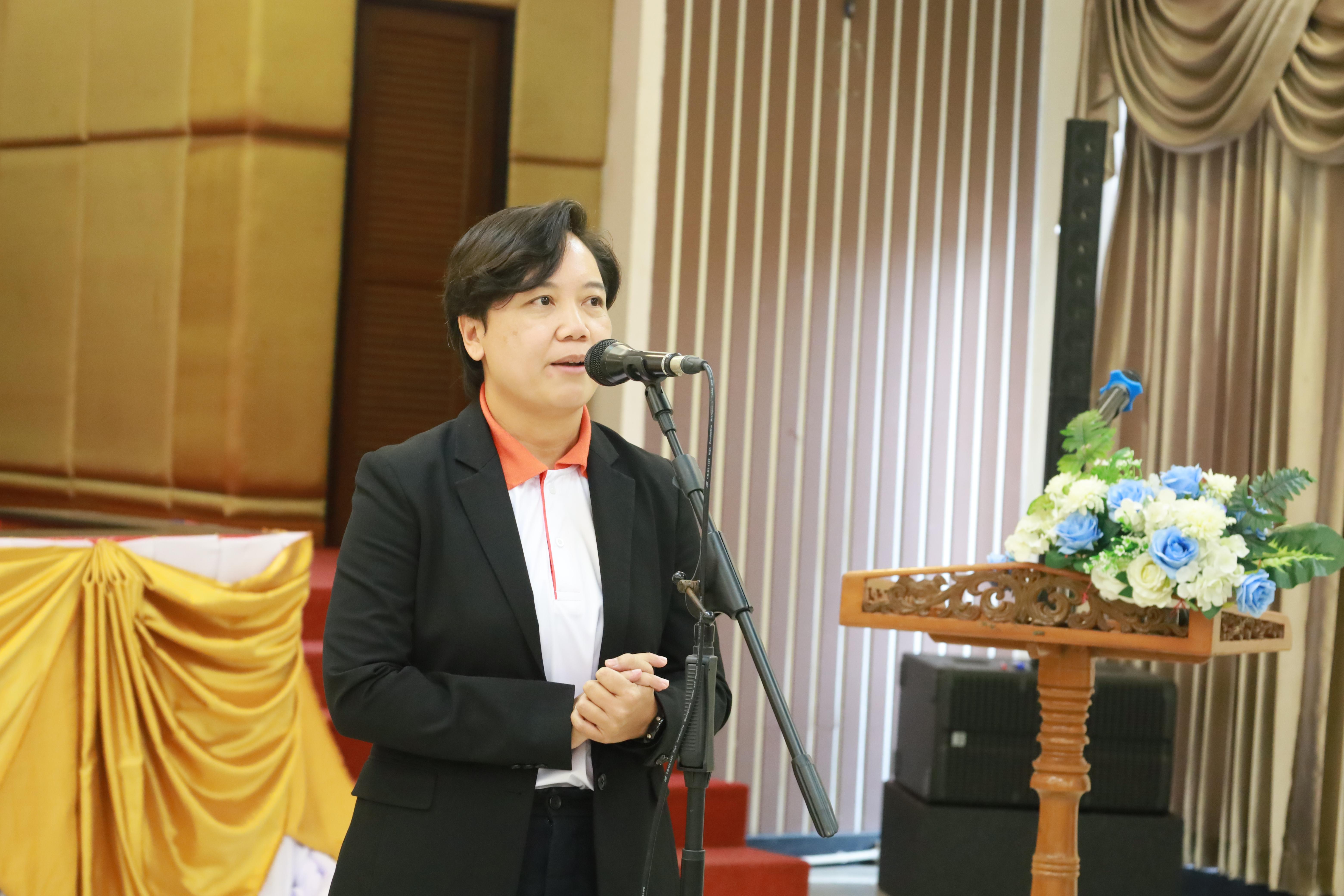 220. การพัฒนาภาวะผู้นำของนักบริหารมืออาชีพในยุคดิสรัปชั่น ซึ่งคณะกรรมการบัณฑิตศึกษาประจำสาขาวิชาการบริหารการศึกษา