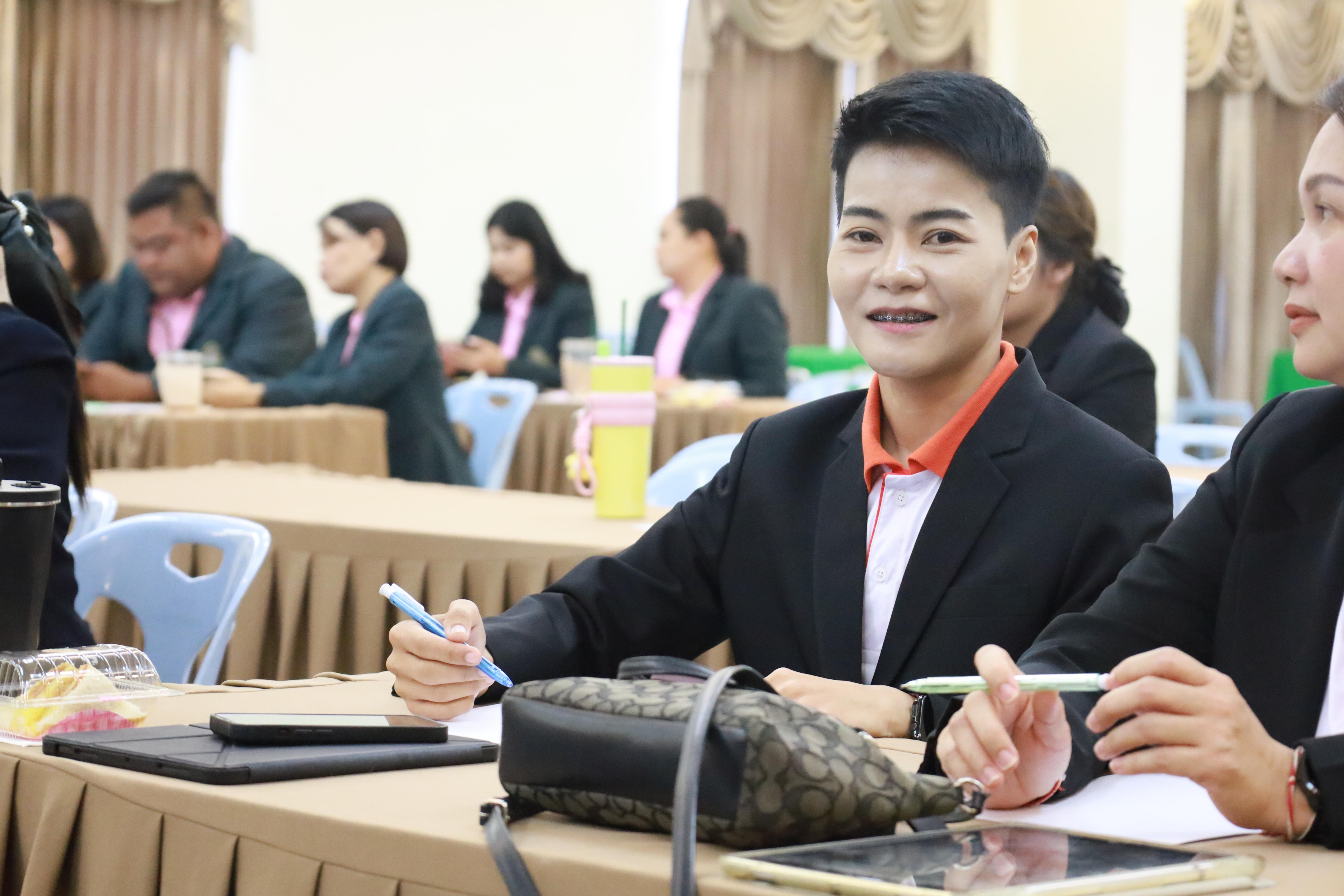 263. การพัฒนาภาวะผู้นำของนักบริหารมืออาชีพในยุคดิสรัปชั่น ซึ่งคณะกรรมการบัณฑิตศึกษาประจำสาขาวิชาการบริหารการศึกษา