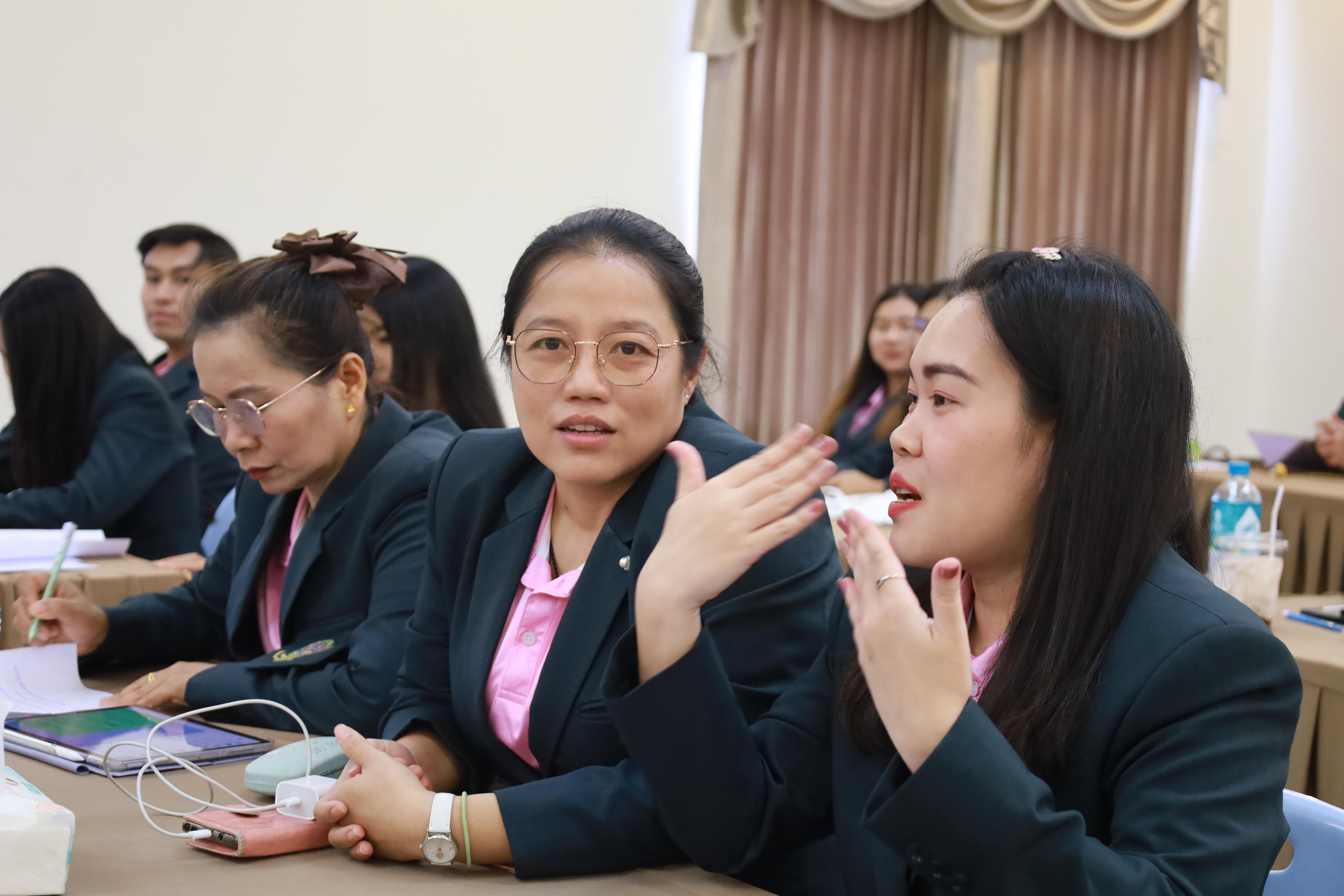 331. การพัฒนาภาวะผู้นำของนักบริหารมืออาชีพในยุคดิสรัปชั่น ซึ่งคณะกรรมการบัณฑิตศึกษาประจำสาขาวิชาการบริหารการศึกษา