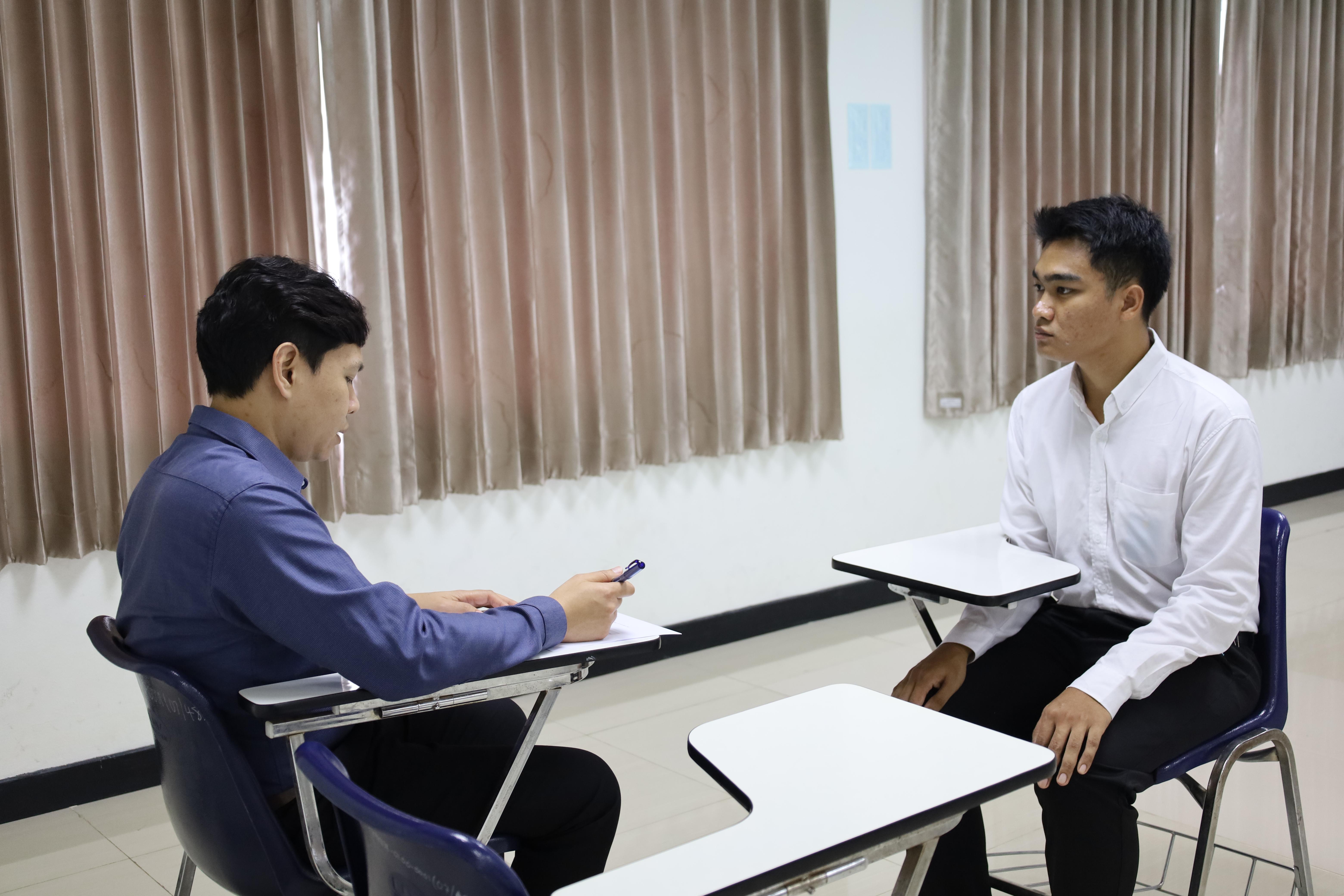 49. เมื่อวันที่ 23 สิงหาคม 2568 ผศ.ดร.ประจบ ขวัญมั่น คณบดีคณะครุศาสตร์พร้อมด้วยคณะผู้บริหาร คณะครุศาสตร์ ได้ลงพื้นที่ตรวจเยี่ยมการสอบคัดเลือกนักศึกษาเข้าศึกษาในหลักสูตรประกาศนียบัตรสาขาวิชาชีพครู ประจำปีการศึกษา 2568