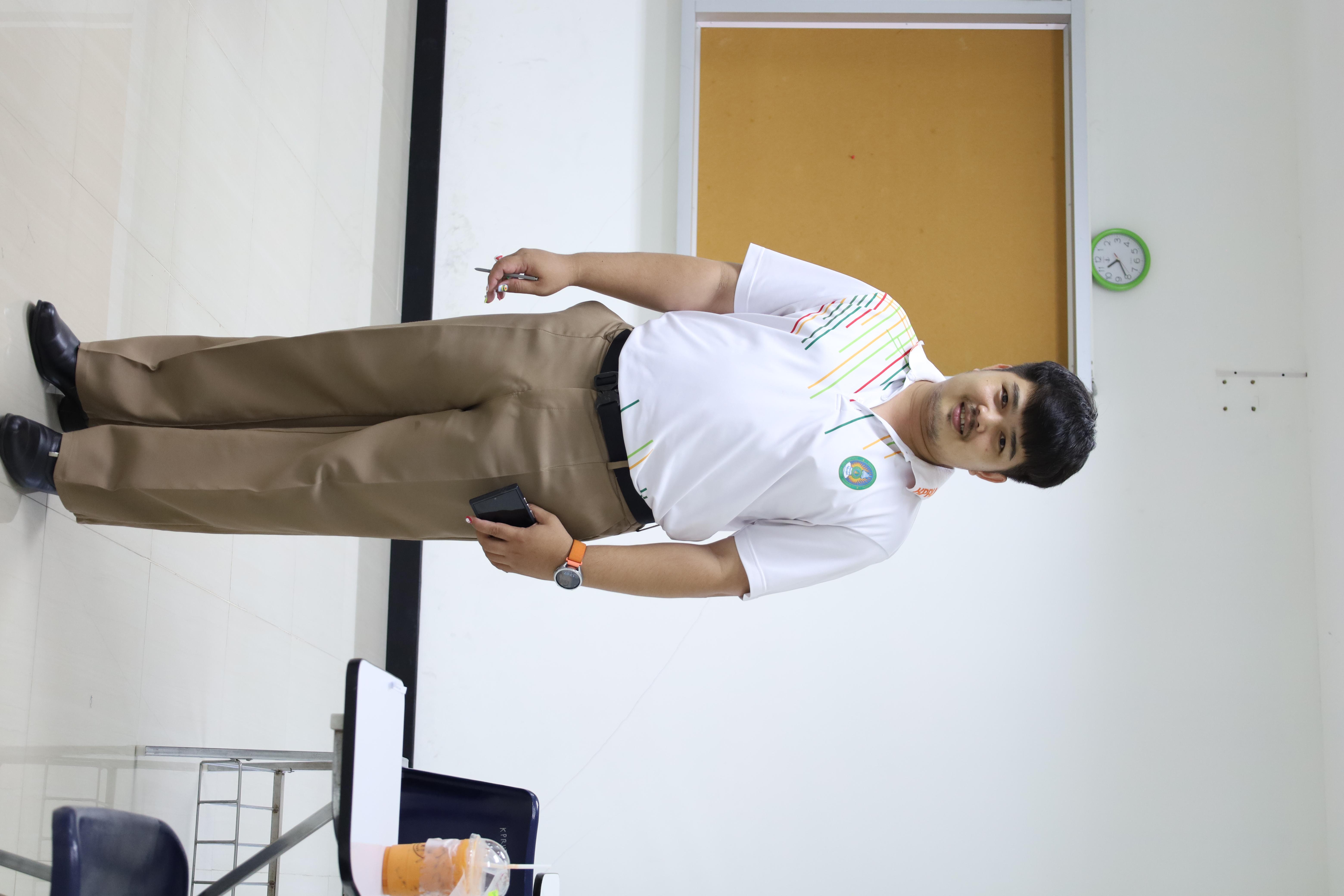 67. เมื่อวันที่ 23 สิงหาคม 2568 ผศ.ดร.ประจบ ขวัญมั่น คณบดีคณะครุศาสตร์พร้อมด้วยคณะผู้บริหาร คณะครุศาสตร์ ได้ลงพื้นที่ตรวจเยี่ยมการสอบคัดเลือกนักศึกษาเข้าศึกษาในหลักสูตรประกาศนียบัตรสาขาวิชาชีพครู ประจำปีการศึกษา 2568