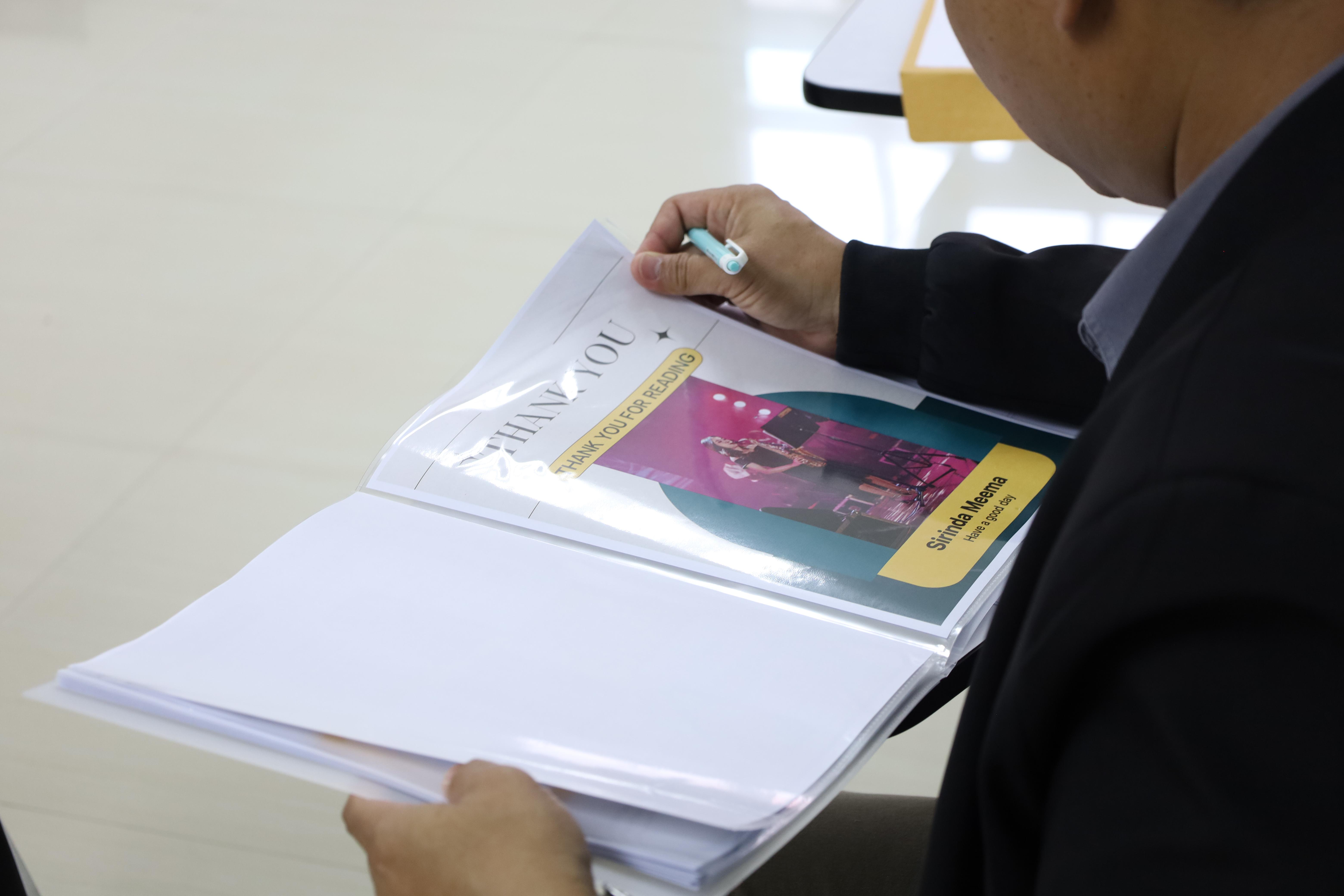 126. เมื่อวันที่ 23 สิงหาคม 2568 ผศ.ดร.ประจบ ขวัญมั่น คณบดีคณะครุศาสตร์พร้อมด้วยคณะผู้บริหาร คณะครุศาสตร์ ได้ลงพื้นที่ตรวจเยี่ยมการสอบคัดเลือกนักศึกษาเข้าศึกษาในหลักสูตรประกาศนียบัตรสาขาวิชาชีพครู ประจำปีการศึกษา 2568