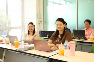 4. โปรแกรมวิชาภาษาไทย จัดการตรวจประเมินคุณภาพการศึกษาภายในโปรแกรมวิชาภาษาไทย