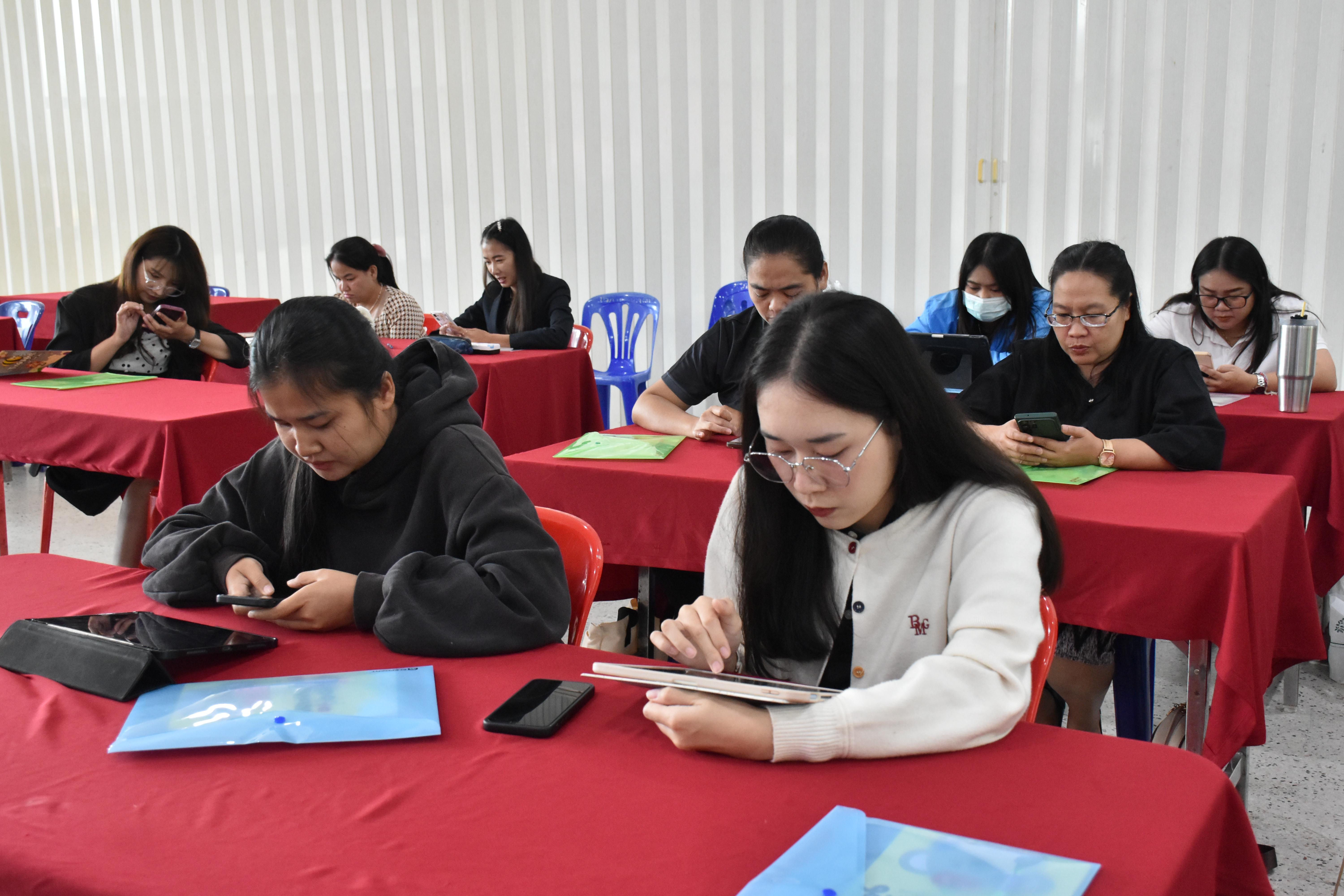 14. วันที่ 14 – 15 มีนาคม 2569 งานบริการการศึกษาและศูนย์การศึกษาพิเศษ คณะครุศาสตร์ จัดกิจกรรมการอบรมเชิงปฏิบัติการแนวทางการวัดและประเมินผลเด็กพิเศษเรียนรวม ณ ห้องประชุมศรีสักทอง มหาวิทยาลัยราชภัฏกำแพงเพชร แม่สอด