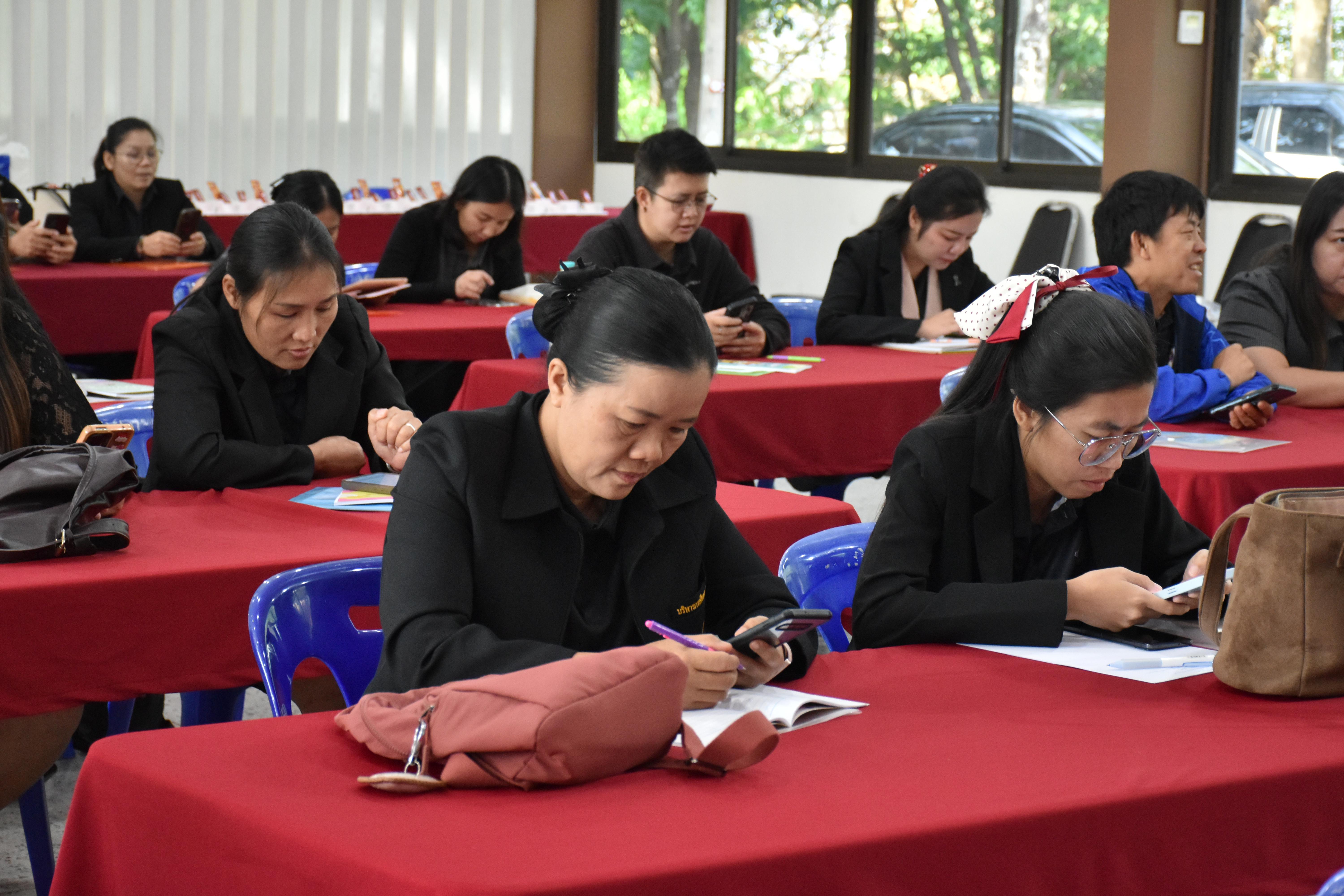 26. วันที่ 14 – 15 มีนาคม 2569 งานบริการการศึกษาและศูนย์การศึกษาพิเศษ คณะครุศาสตร์ จัดกิจกรรมการอบรมเชิงปฏิบัติการแนวทางการวัดและประเมินผลเด็กพิเศษเรียนรวม ณ ห้องประชุมศรีสักทอง มหาวิทยาลัยราชภัฏกำแพงเพชร แม่สอด