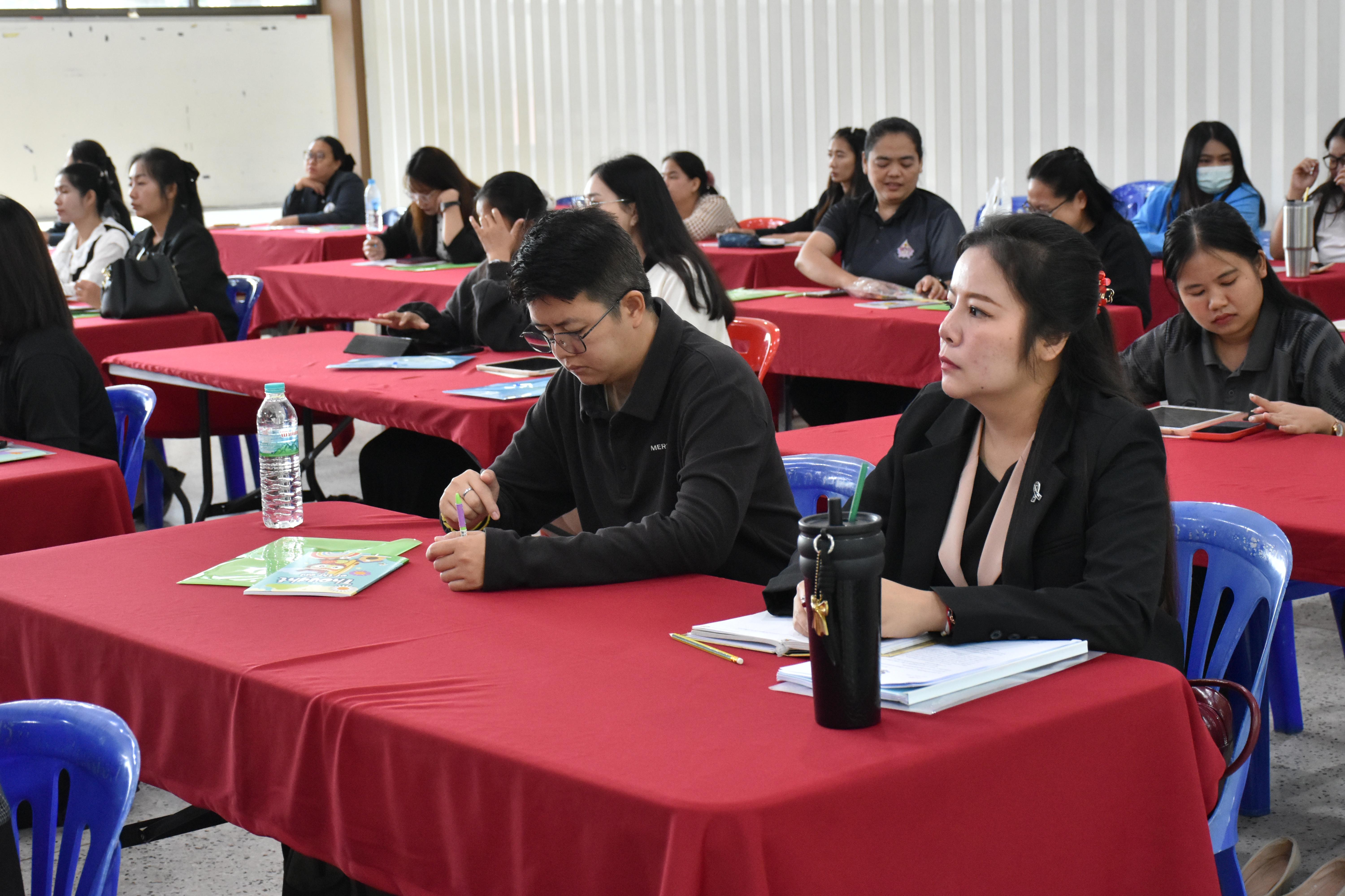 30. วันที่ 14 – 15 มีนาคม 2569 งานบริการการศึกษาและศูนย์การศึกษาพิเศษ คณะครุศาสตร์ จัดกิจกรรมการอบรมเชิงปฏิบัติการแนวทางการวัดและประเมินผลเด็กพิเศษเรียนรวม ณ ห้องประชุมศรีสักทอง มหาวิทยาลัยราชภัฏกำแพงเพชร แม่สอด