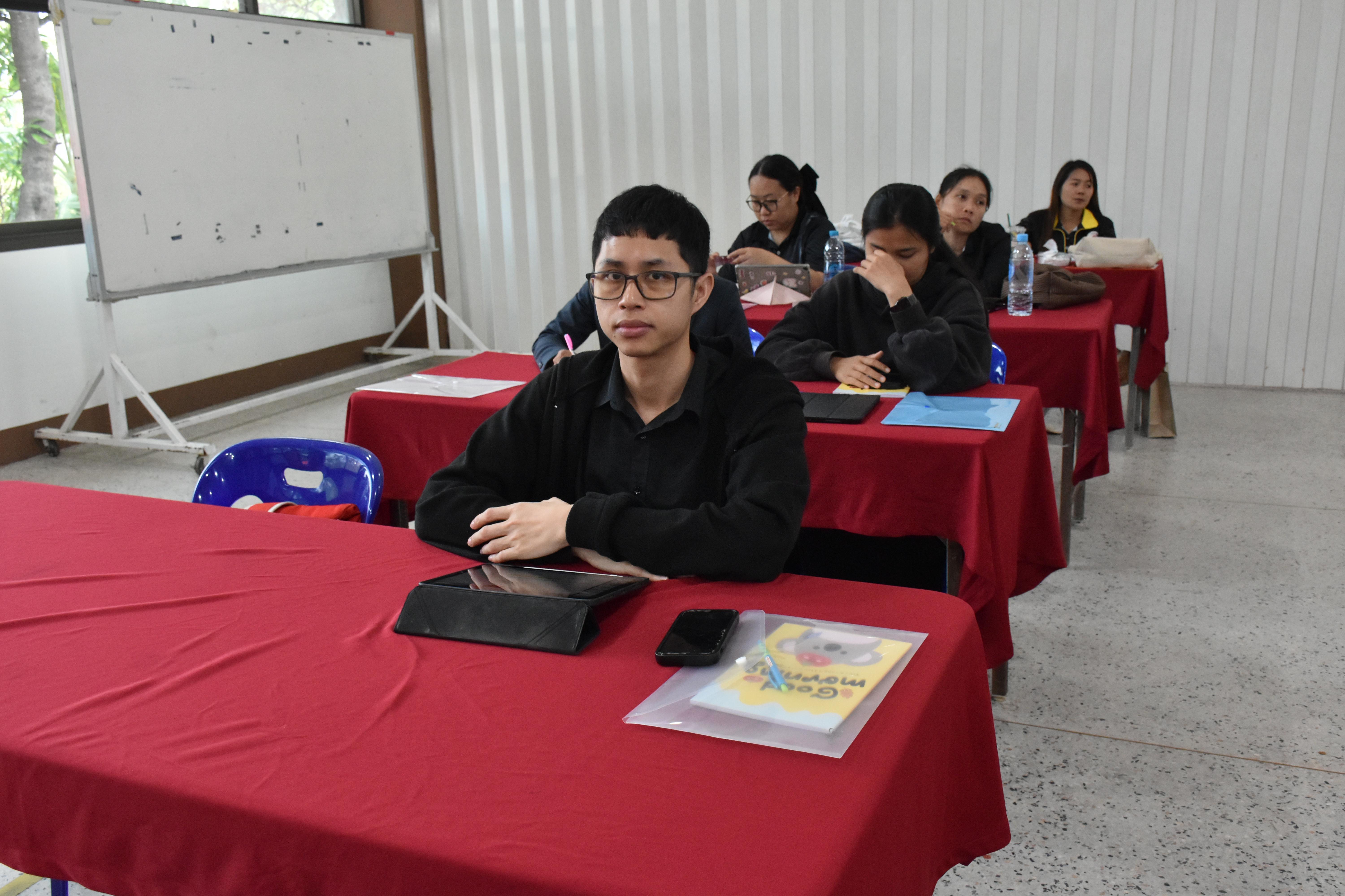 63. วันที่ 14 – 15 มีนาคม 2569 งานบริการการศึกษาและศูนย์การศึกษาพิเศษ คณะครุศาสตร์ จัดกิจกรรมการอบรมเชิงปฏิบัติการแนวทางการวัดและประเมินผลเด็กพิเศษเรียนรวม ณ ห้องประชุมศรีสักทอง มหาวิทยาลัยราชภัฏกำแพงเพชร แม่สอด