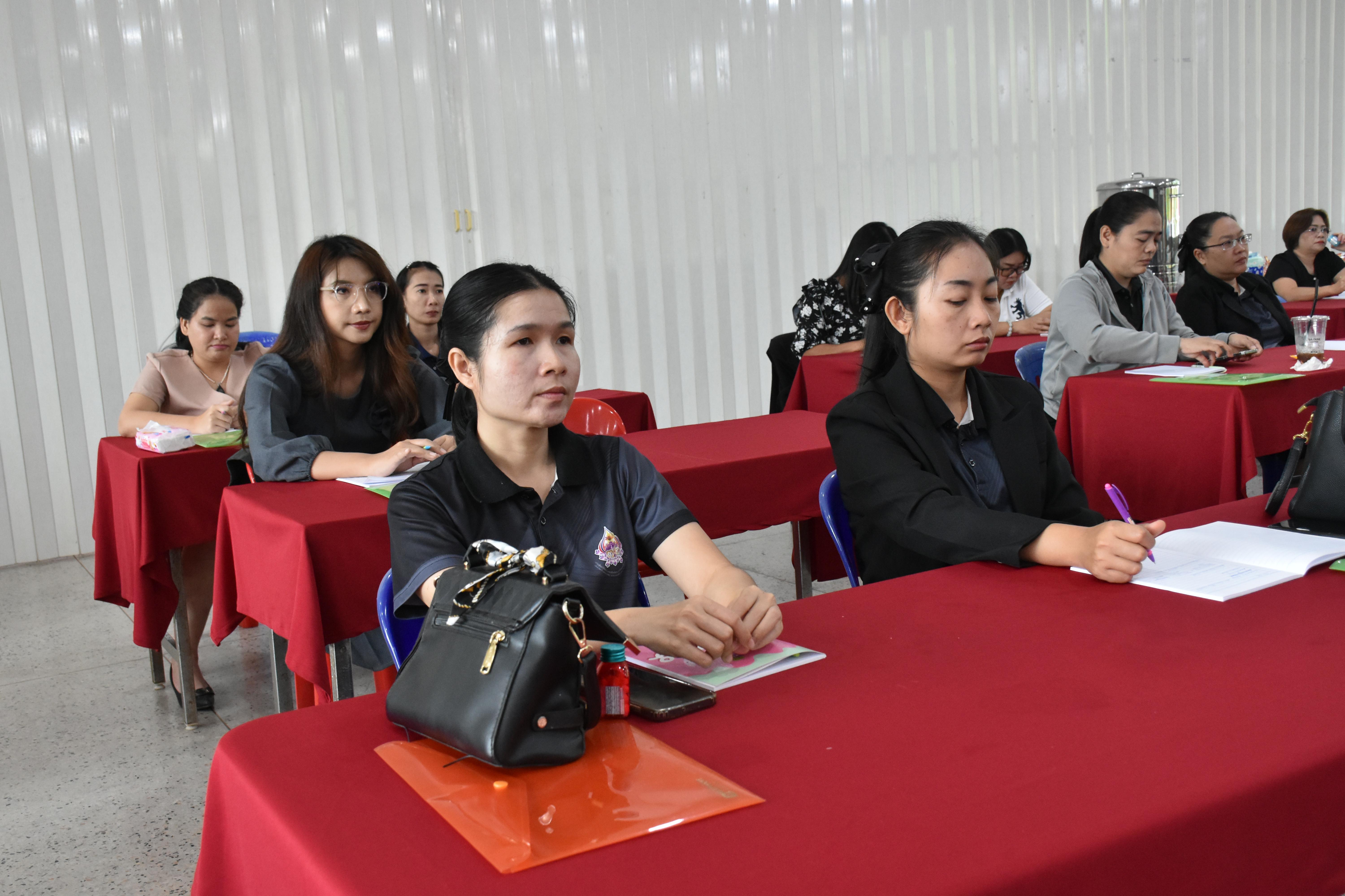 91. วันที่ 14 – 15 มีนาคม 2569 งานบริการการศึกษาและศูนย์การศึกษาพิเศษ คณะครุศาสตร์ จัดกิจกรรมการอบรมเชิงปฏิบัติการแนวทางการวัดและประเมินผลเด็กพิเศษเรียนรวม ณ ห้องประชุมศรีสักทอง มหาวิทยาลัยราชภัฏกำแพงเพชร แม่สอด