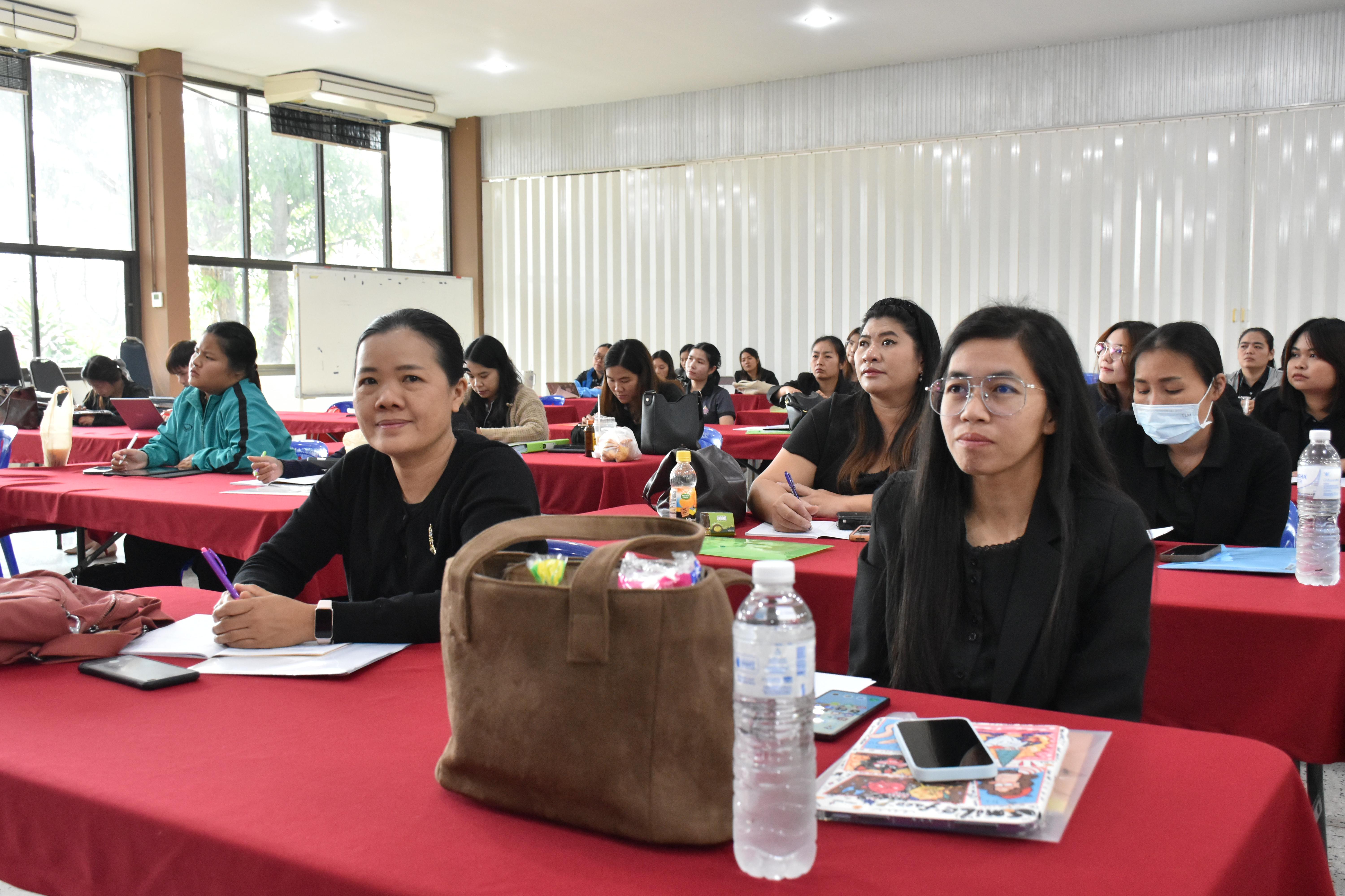 108. วันที่ 14 – 15 มีนาคม 2569 งานบริการการศึกษาและศูนย์การศึกษาพิเศษ คณะครุศาสตร์ จัดกิจกรรมการอบรมเชิงปฏิบัติการแนวทางการวัดและประเมินผลเด็กพิเศษเรียนรวม ณ ห้องประชุมศรีสักทอง มหาวิทยาลัยราชภัฏกำแพงเพชร แม่สอด