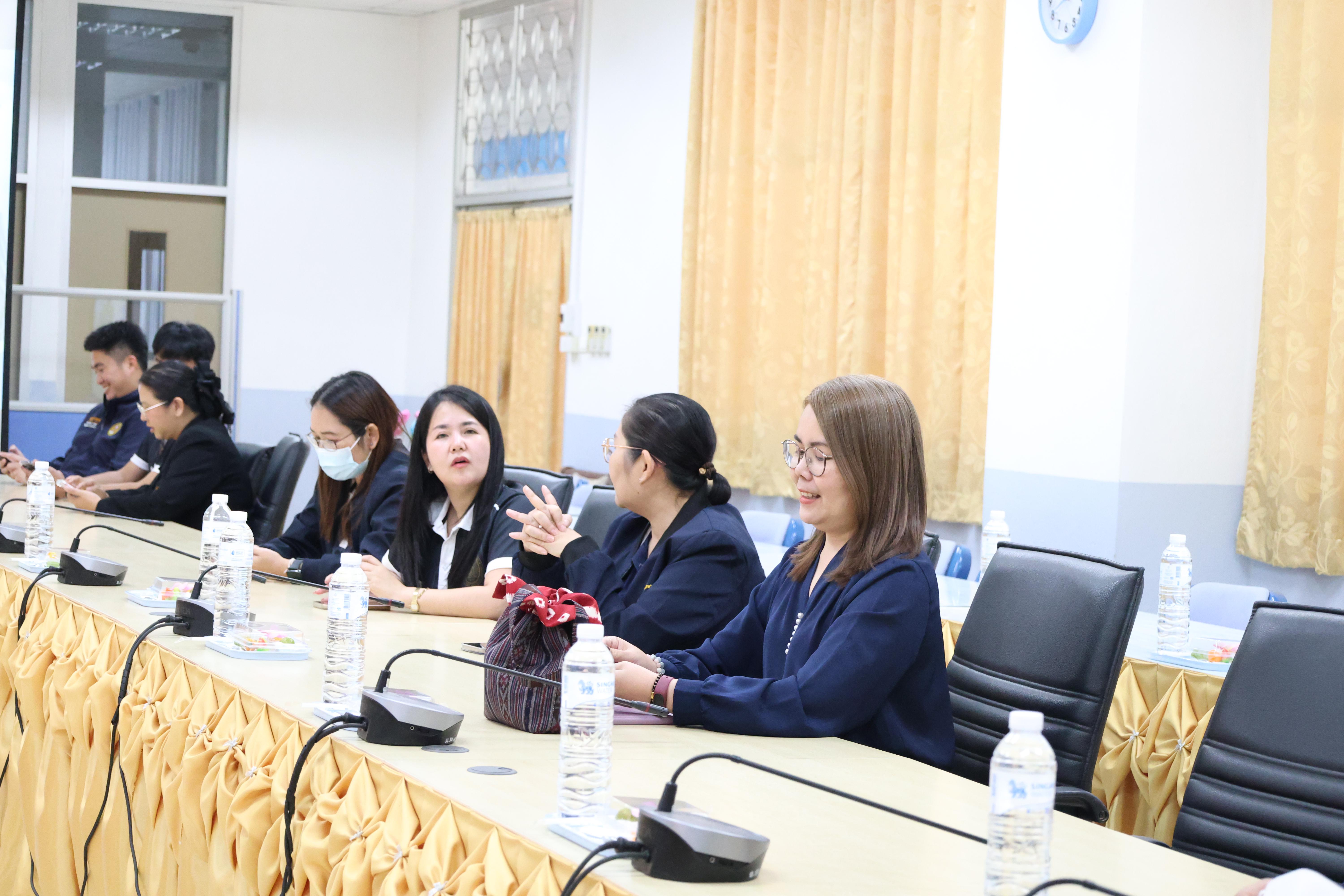 14. ครุศาสตร์ มรภ.กำแพงเพชร ร่วมแลกเปลี่ยนเรียนรู้ มรภ.เพชรบูรณ์ มุ่งยกระดับงานวิจัย นวัตกรรมอ่านออกเขียนได้ และพัฒนาโรงเรียน ตชด.