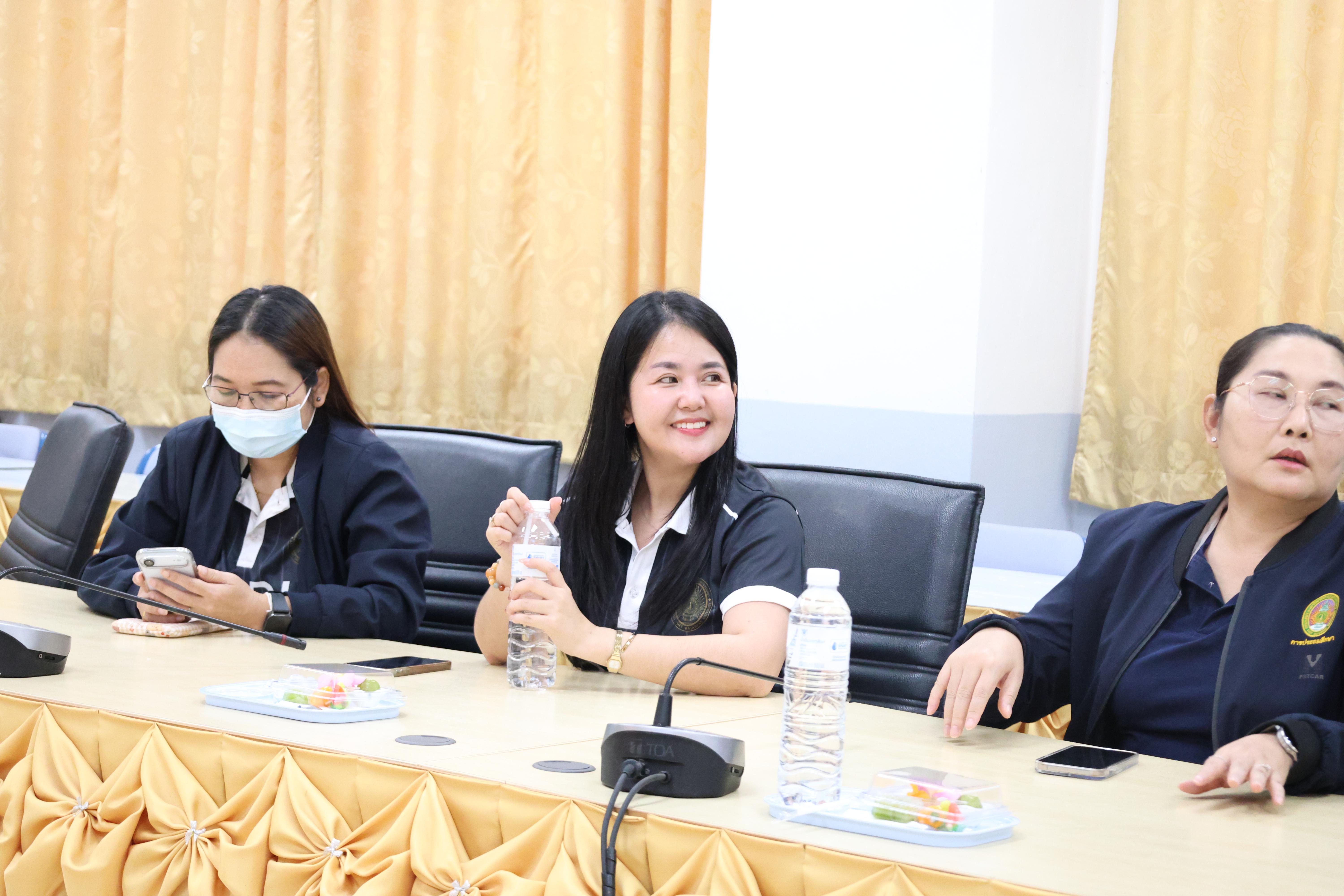 20. ครุศาสตร์ มรภ.กำแพงเพชร ร่วมแลกเปลี่ยนเรียนรู้ มรภ.เพชรบูรณ์ มุ่งยกระดับงานวิจัย นวัตกรรมอ่านออกเขียนได้ และพัฒนาโรงเรียน ตชด.