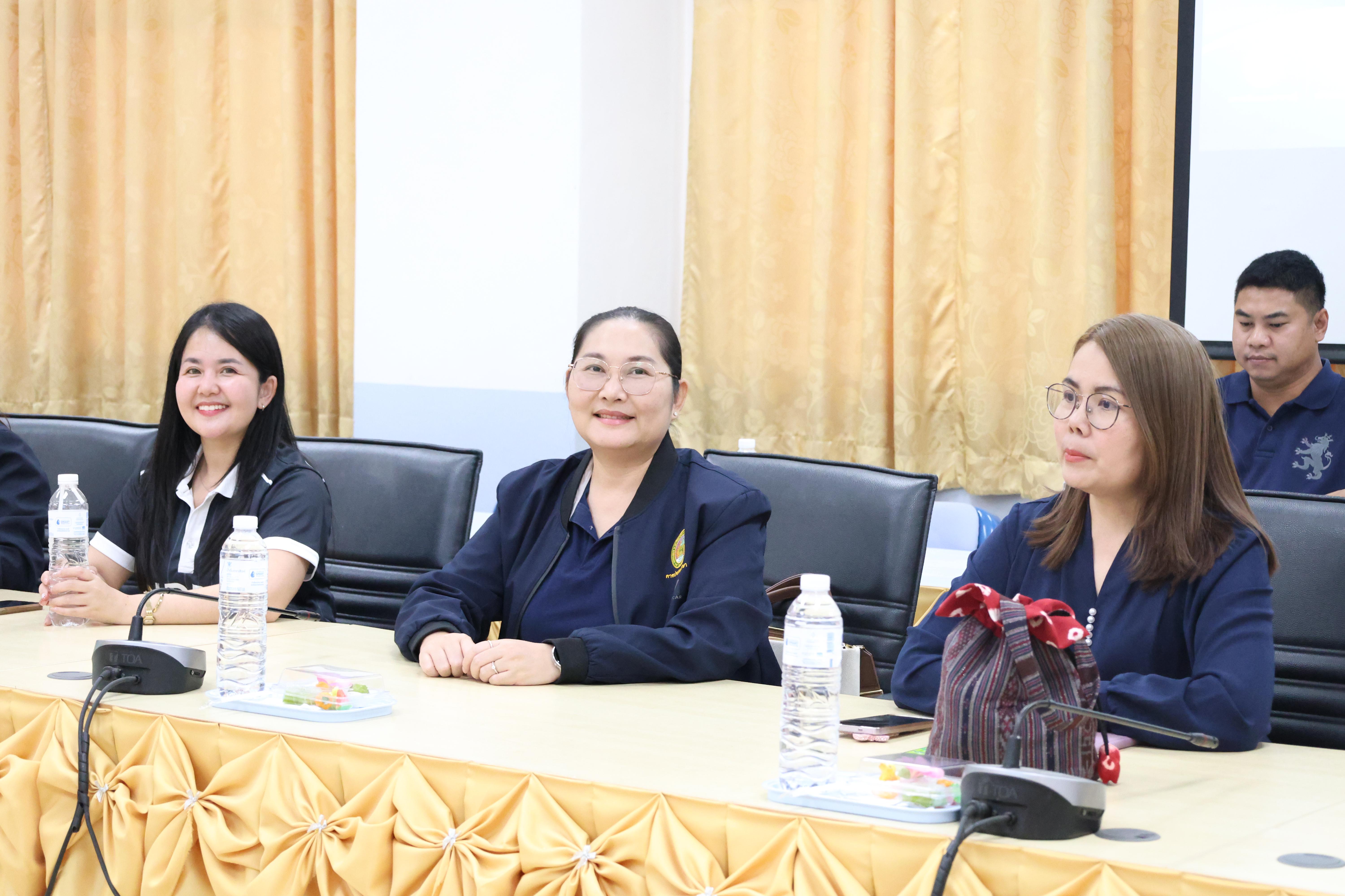 22. ครุศาสตร์ มรภ.กำแพงเพชร ร่วมแลกเปลี่ยนเรียนรู้ มรภ.เพชรบูรณ์ มุ่งยกระดับงานวิจัย นวัตกรรมอ่านออกเขียนได้ และพัฒนาโรงเรียน ตชด.