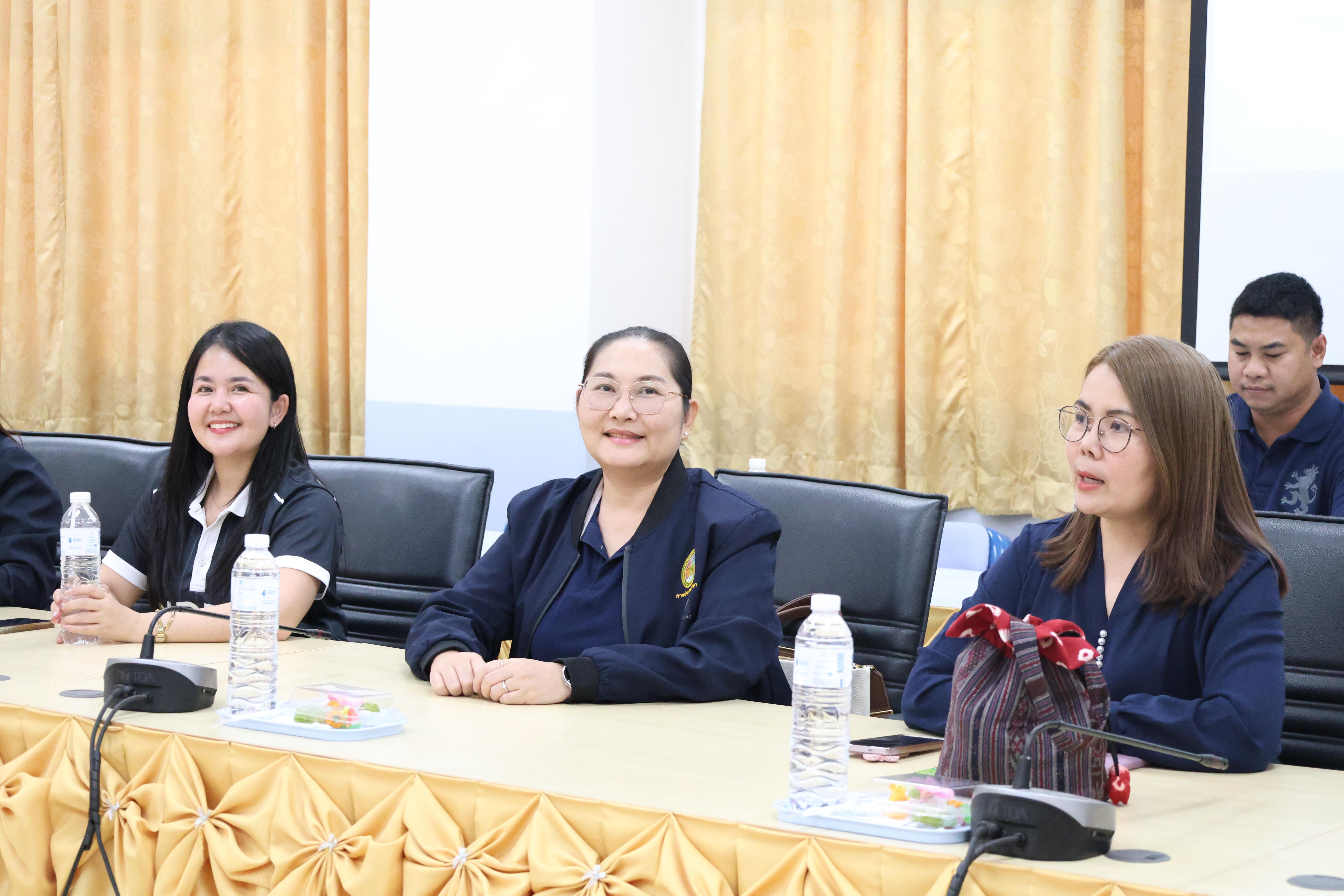 23. ครุศาสตร์ มรภ.กำแพงเพชร ร่วมแลกเปลี่ยนเรียนรู้ มรภ.เพชรบูรณ์ มุ่งยกระดับงานวิจัย นวัตกรรมอ่านออกเขียนได้ และพัฒนาโรงเรียน ตชด.