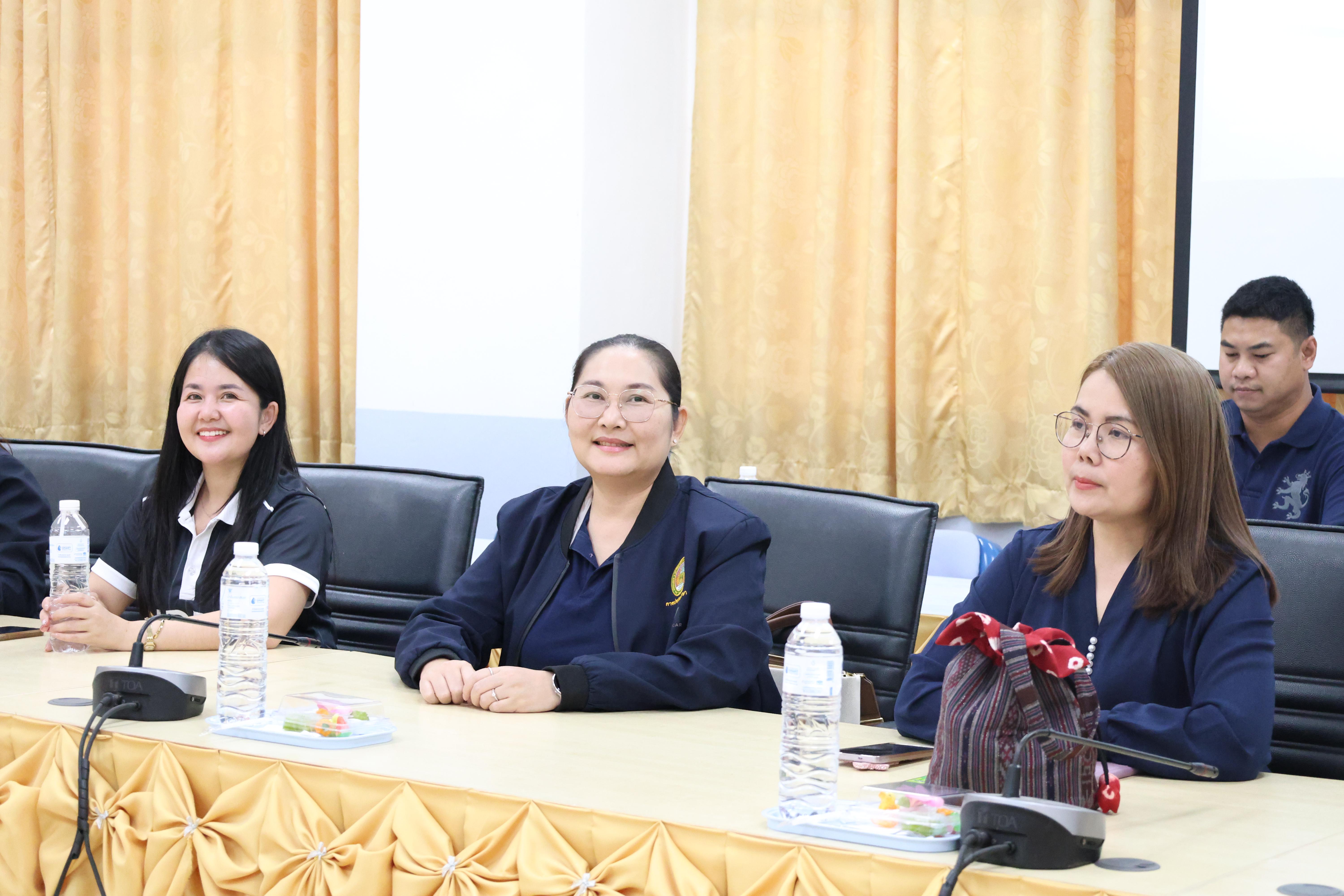 24. ครุศาสตร์ มรภ.กำแพงเพชร ร่วมแลกเปลี่ยนเรียนรู้ มรภ.เพชรบูรณ์ มุ่งยกระดับงานวิจัย นวัตกรรมอ่านออกเขียนได้ และพัฒนาโรงเรียน ตชด.