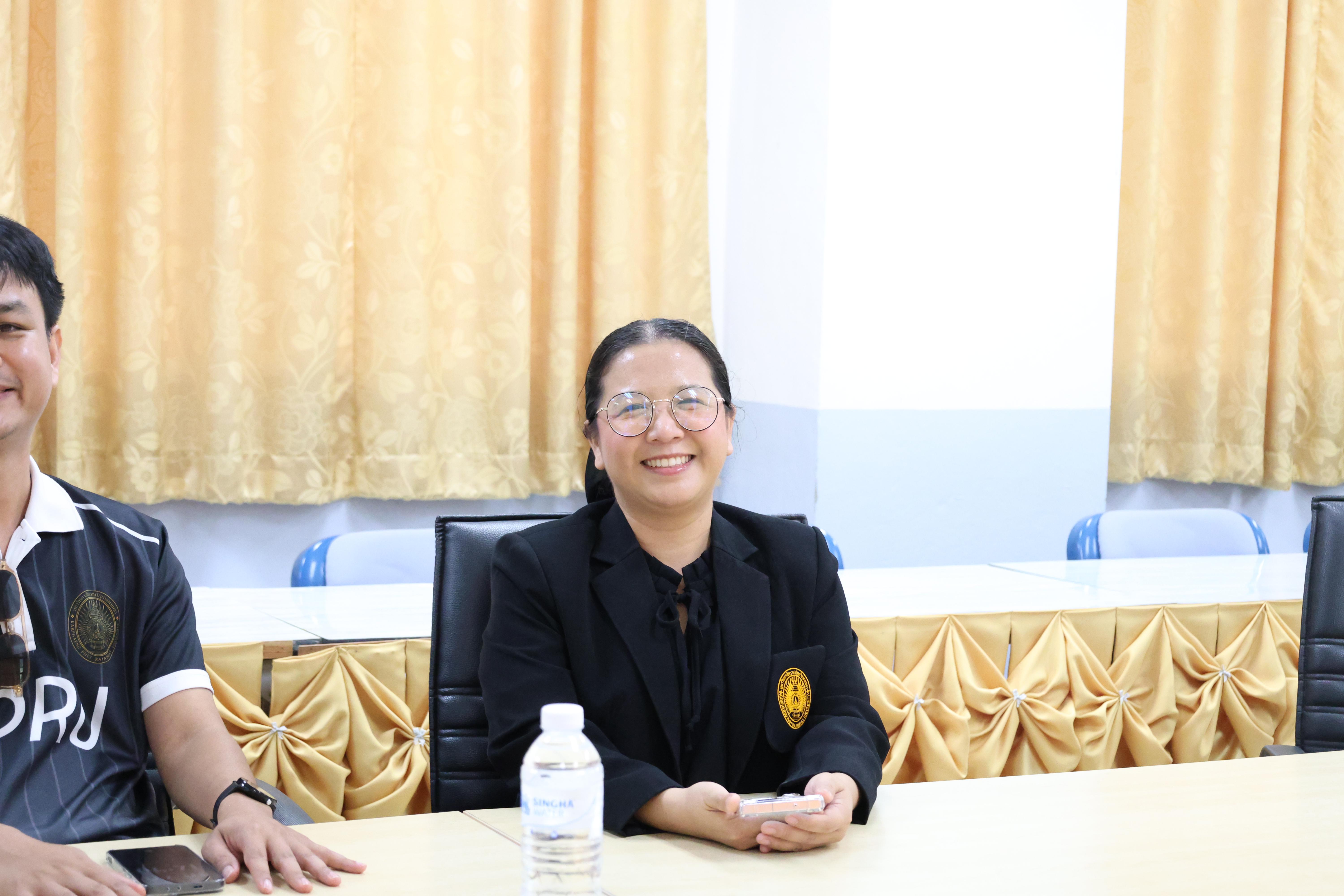 25. ครุศาสตร์ มรภ.กำแพงเพชร ร่วมแลกเปลี่ยนเรียนรู้ มรภ.เพชรบูรณ์ มุ่งยกระดับงานวิจัย นวัตกรรมอ่านออกเขียนได้ และพัฒนาโรงเรียน ตชด.