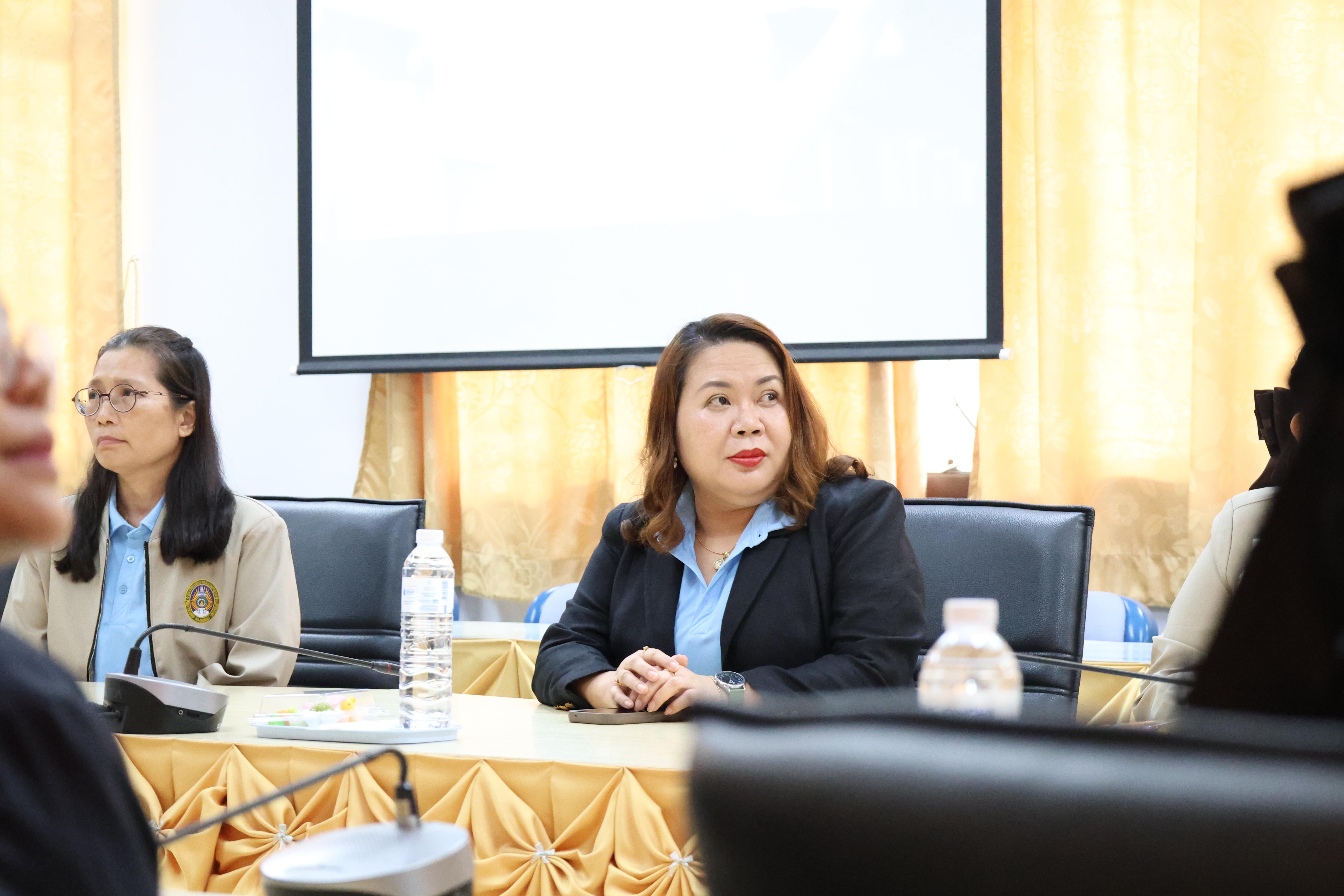 48. ครุศาสตร์ มรภ.กำแพงเพชร ร่วมแลกเปลี่ยนเรียนรู้ มรภ.เพชรบูรณ์ มุ่งยกระดับงานวิจัย นวัตกรรมอ่านออกเขียนได้ และพัฒนาโรงเรียน ตชด.
