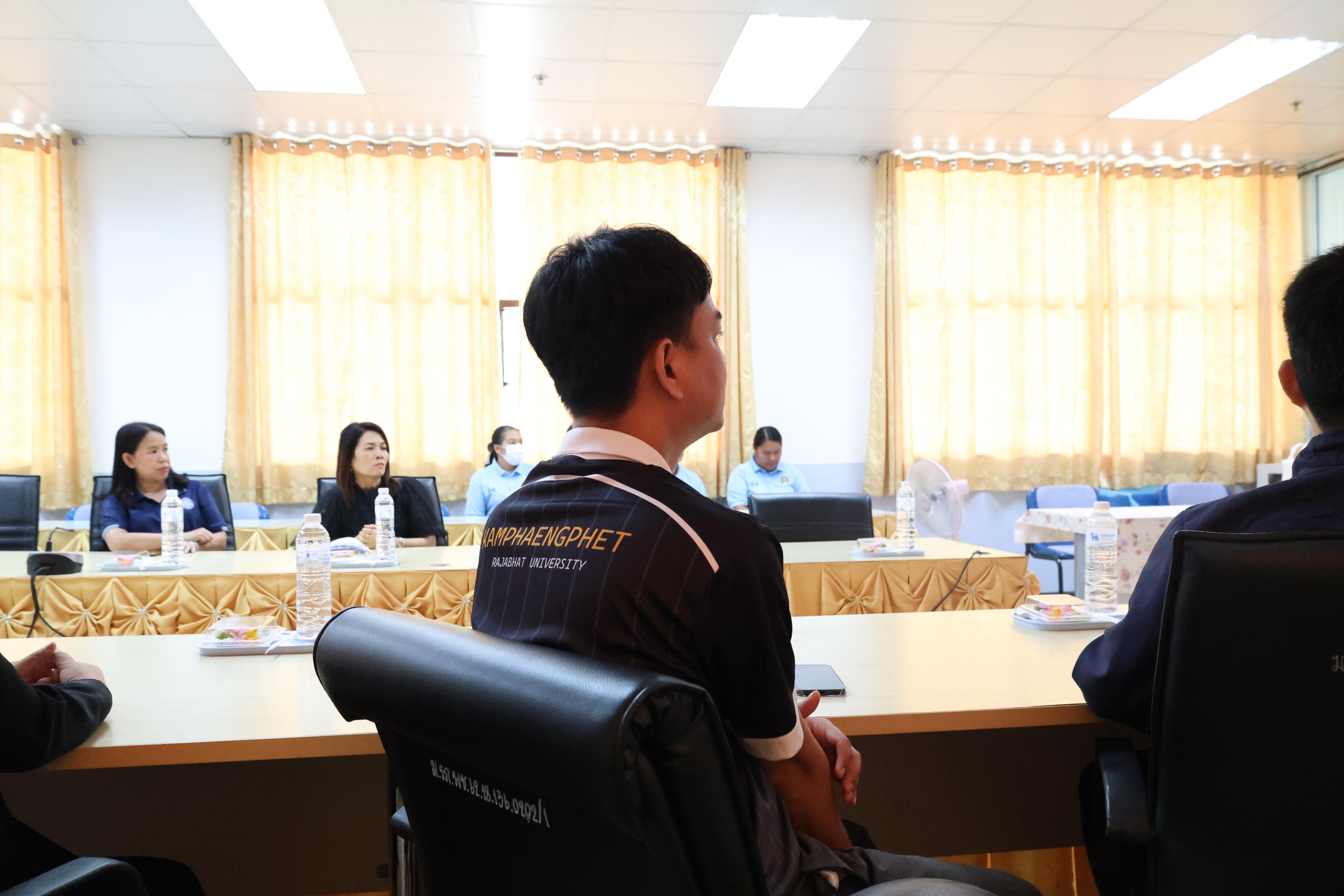 50. ครุศาสตร์ มรภ.กำแพงเพชร ร่วมแลกเปลี่ยนเรียนรู้ มรภ.เพชรบูรณ์ มุ่งยกระดับงานวิจัย นวัตกรรมอ่านออกเขียนได้ และพัฒนาโรงเรียน ตชด.