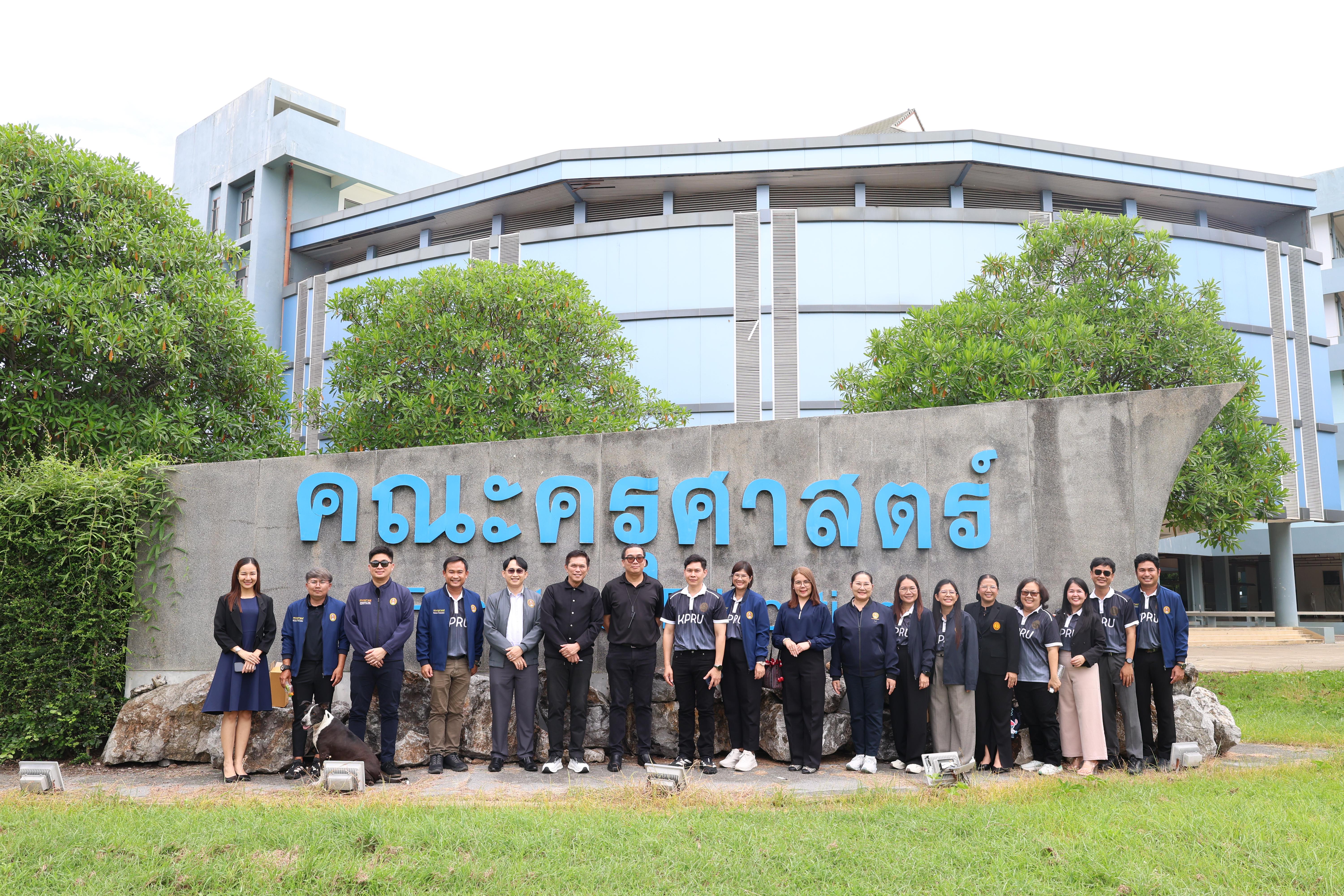 80. ครุศาสตร์ มรภ.กำแพงเพชร ร่วมแลกเปลี่ยนเรียนรู้ มรภ.เพชรบูรณ์ มุ่งยกระดับงานวิจัย นวัตกรรมอ่านออกเขียนได้ และพัฒนาโรงเรียน ตชด.