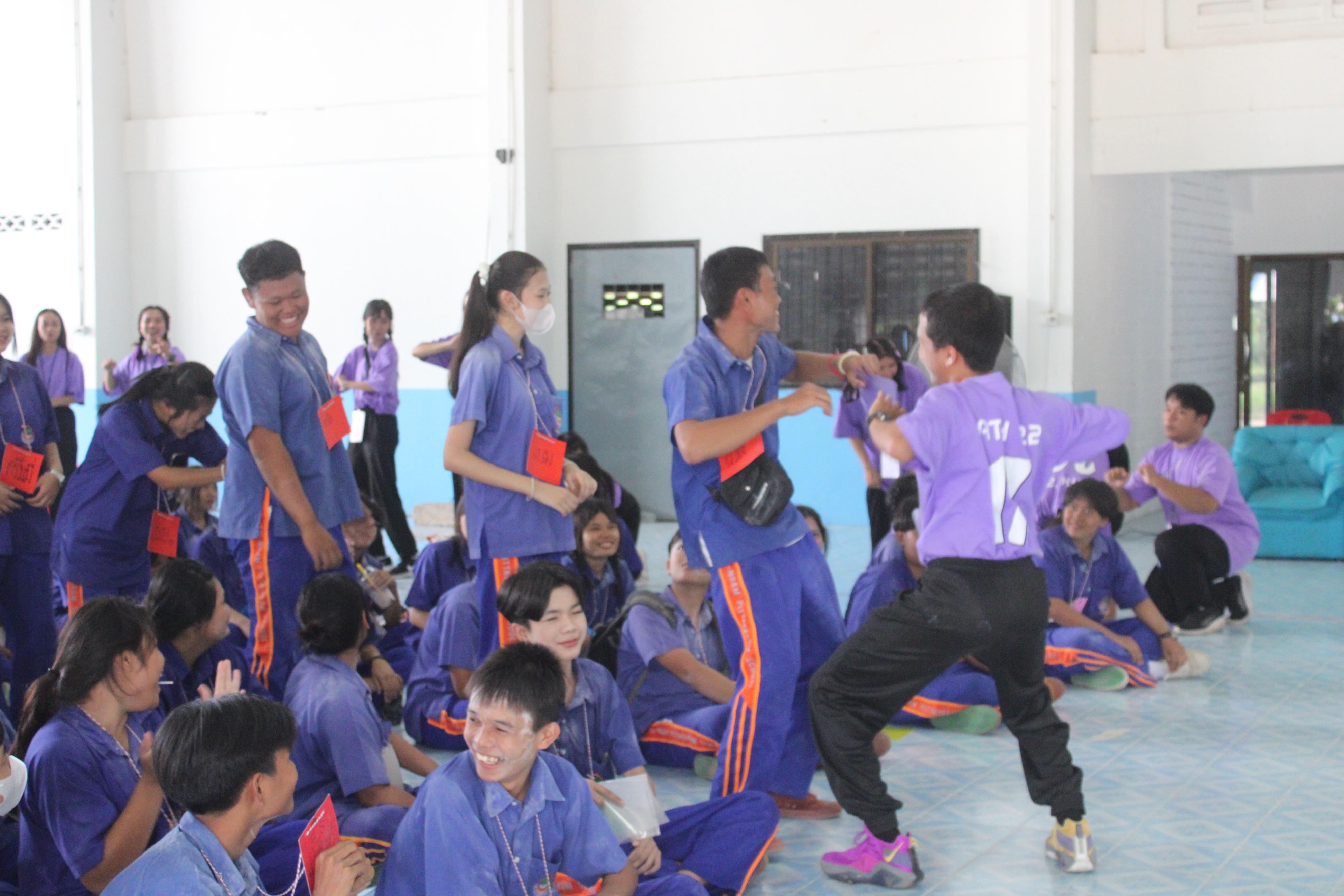129. ค่ายวิชาการ กิจกรรมค่ายคณิตศาสตร์ โรงเรียนไทรงามพิทยาคม วันที่ 7 กรกฎาคม 2567 อาจารย์ในโปรแกรมวิชาคณิตศาสตร์และนักศึกษาชั้นปีที่ 3 ได้จัดกิจกรรมนี้ขึ้นเพื่อสร้างทักษะและเจตคติที่ดีต่อวิชาคณิตศาสตร์