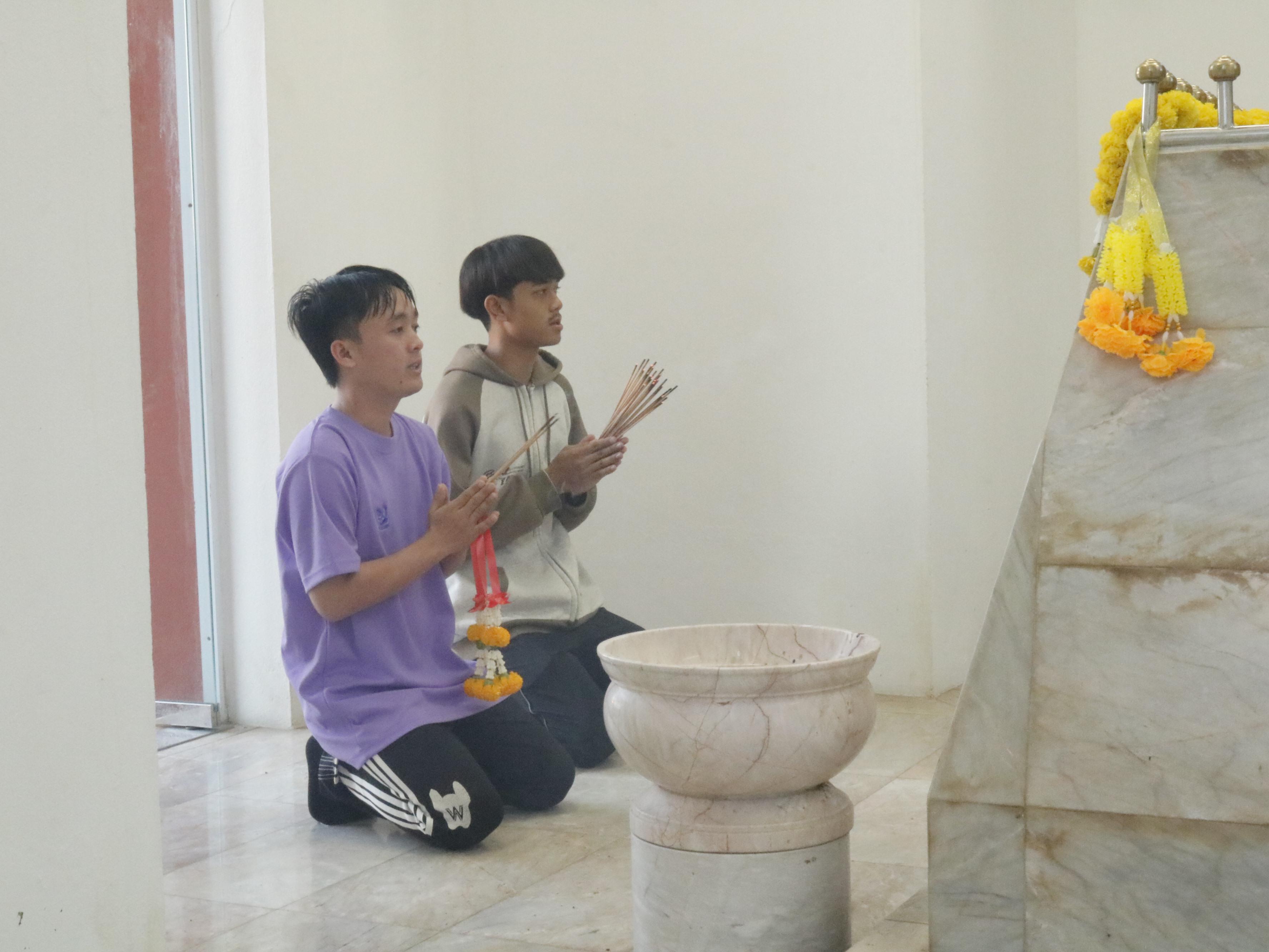 171. ค่ายวิชาการ กิจกรรมค่ายคณิตศาสตร์ โรงเรียนไทรงามพิทยาคม วันที่ 7 กรกฎาคม 2567 อาจารย์ในโปรแกรมวิชาคณิตศาสตร์และนักศึกษาชั้นปีที่ 3 ได้จัดกิจกรรมนี้ขึ้นเพื่อสร้างทักษะและเจตคติที่ดีต่อวิชาคณิตศาสตร์