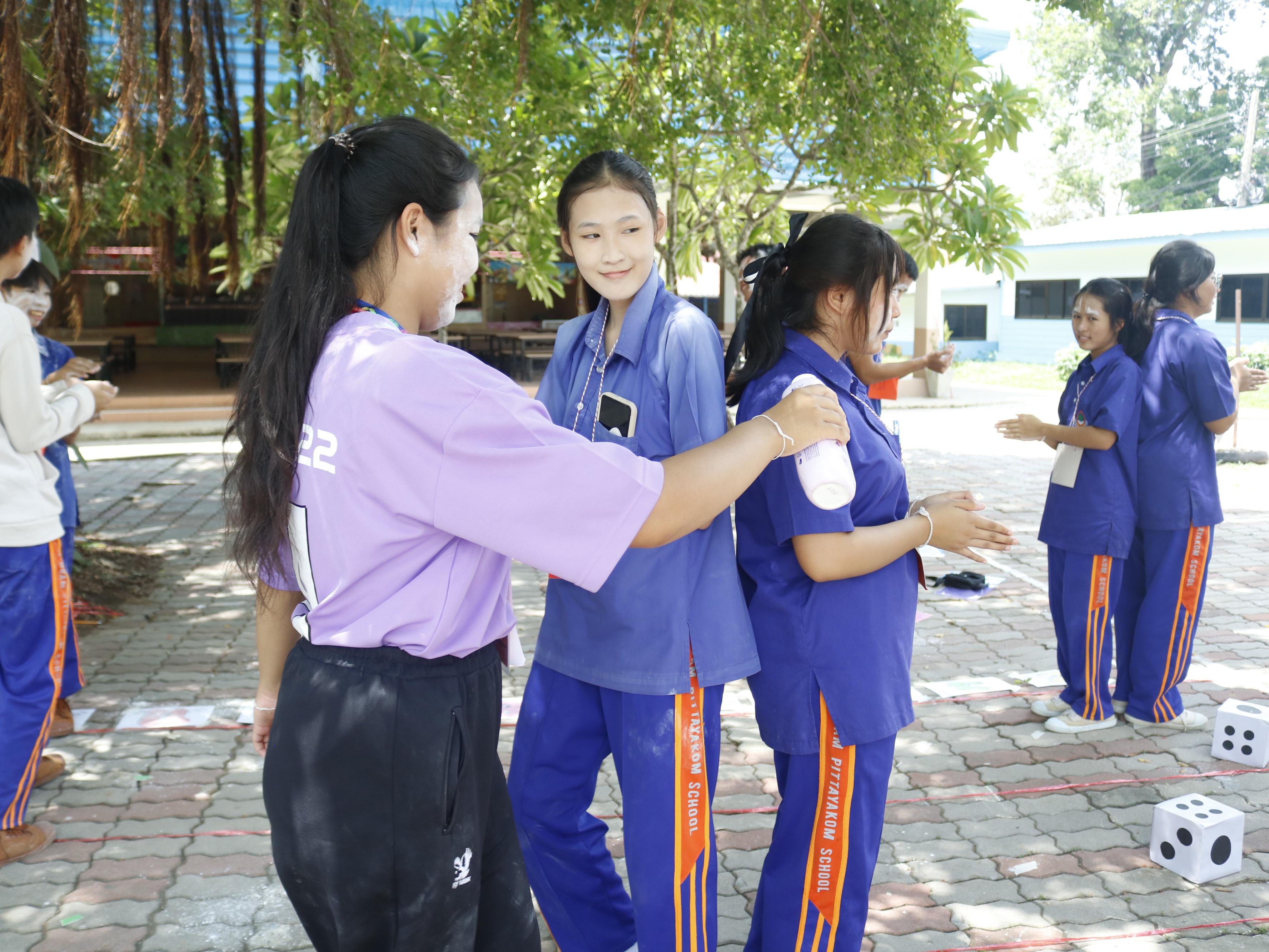 356. ค่ายวิชาการ กิจกรรมค่ายคณิตศาสตร์ โรงเรียนไทรงามพิทยาคม วันที่ 7 กรกฎาคม 2567 อาจารย์ในโปรแกรมวิชาคณิตศาสตร์และนักศึกษาชั้นปีที่ 3 ได้จัดกิจกรรมนี้ขึ้นเพื่อสร้างทักษะและเจตคติที่ดีต่อวิชาคณิตศาสตร์