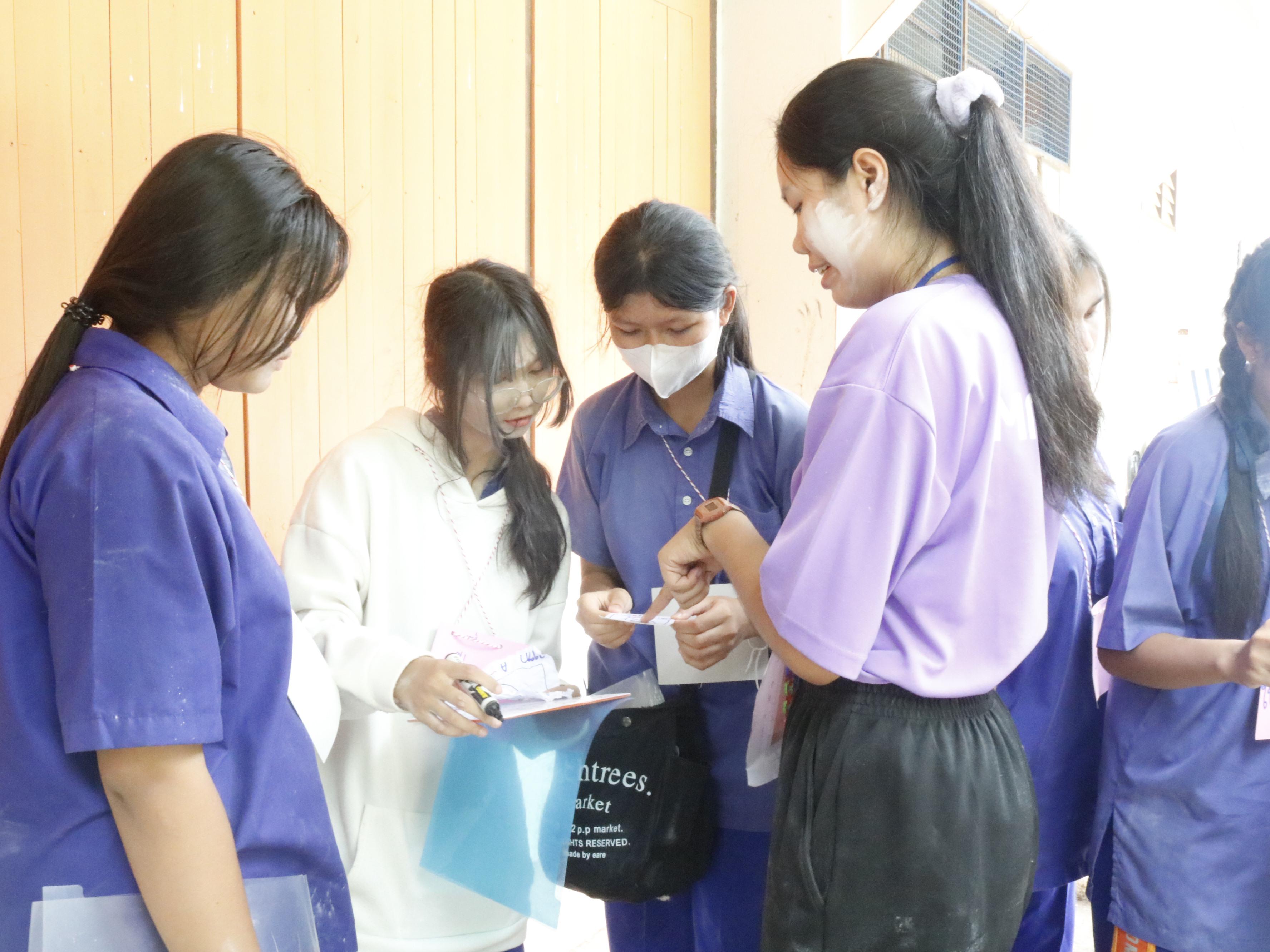 426. ค่ายวิชาการ กิจกรรมค่ายคณิตศาสตร์ โรงเรียนไทรงามพิทยาคม วันที่ 7 กรกฎาคม 2567 อาจารย์ในโปรแกรมวิชาคณิตศาสตร์และนักศึกษาชั้นปีที่ 3 ได้จัดกิจกรรมนี้ขึ้นเพื่อสร้างทักษะและเจตคติที่ดีต่อวิชาคณิตศาสตร์