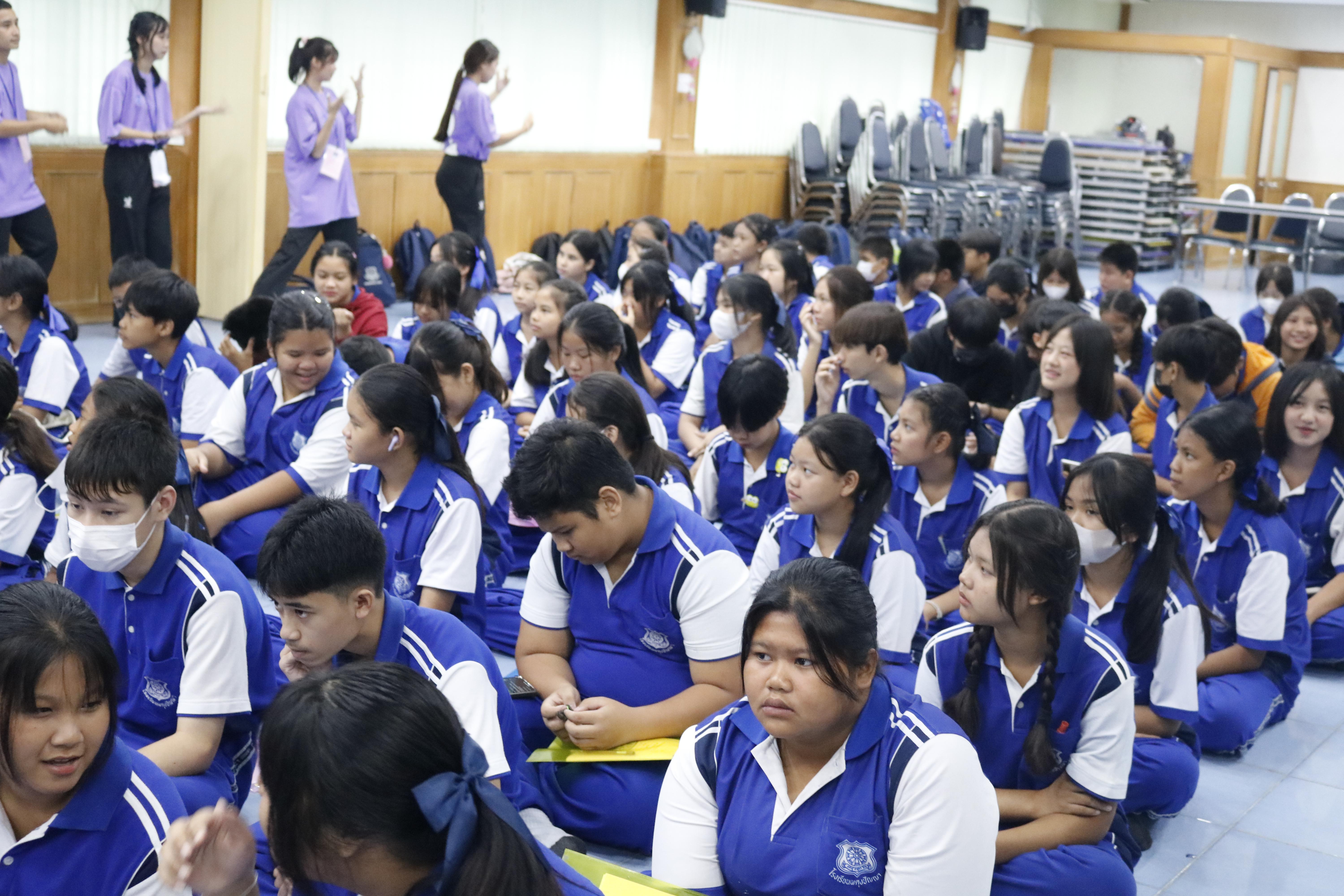 18. ค่ายคณิตศาสตร์ (MATH DAY CAMP)กิจกรรมค่ายคณิตศาสตร์ โปรแกรมวิชาคณิตศาสตร์ คณะครุศาสตร์ มหาวิทยาลัยราชภัฏกำแพงเพชร