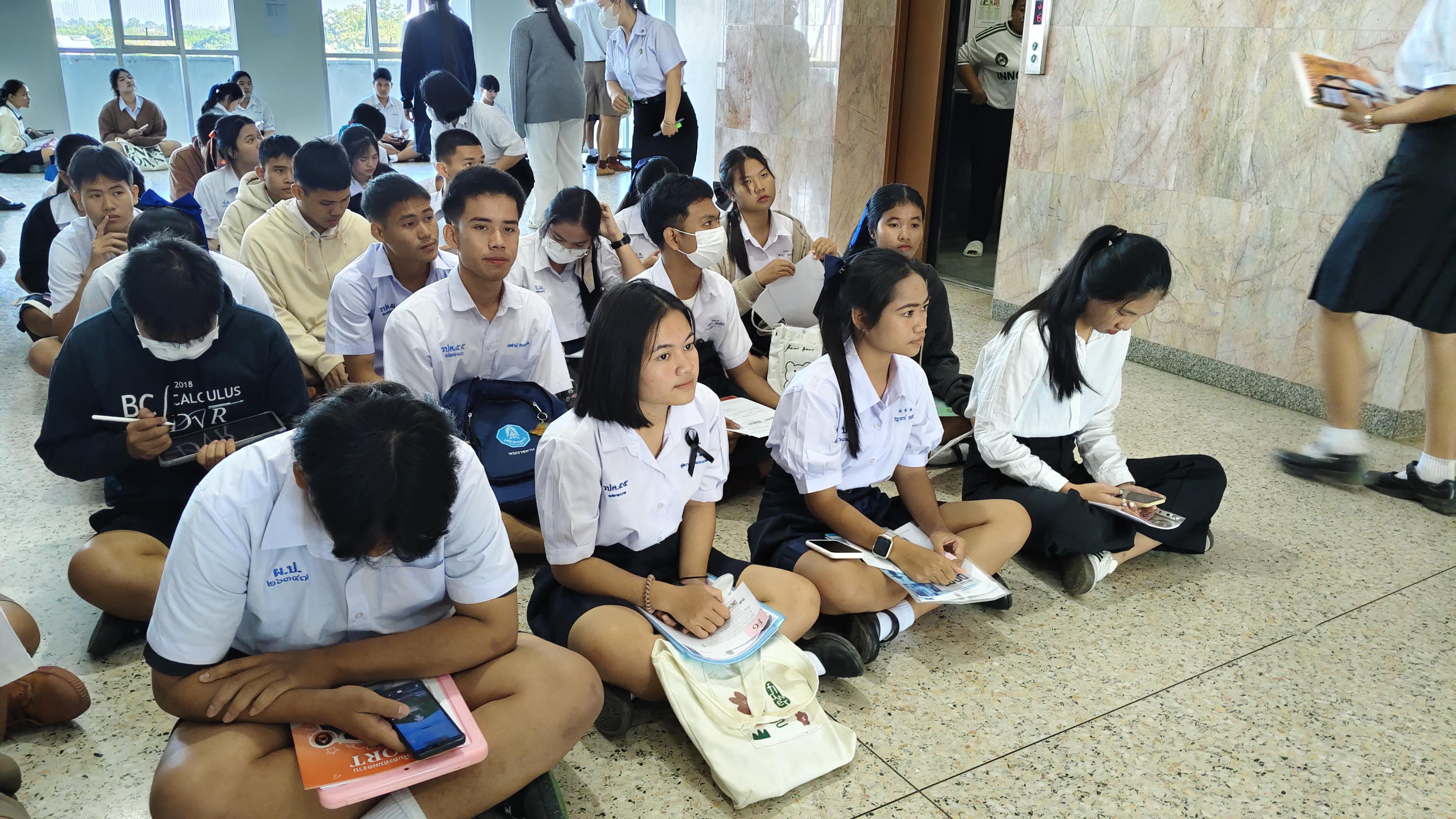 3. รับสมัครนักศึกษาใหม่รอบที่ 1 ประจำปีการศึกษา 2569 โปรแกรมวิชาคณิตศาสตร์ คณะครุศาสตร์ มหาวิทยาลัยราชภัฎกำแพงเพชร วันที่ 29 พฤศจิกายน