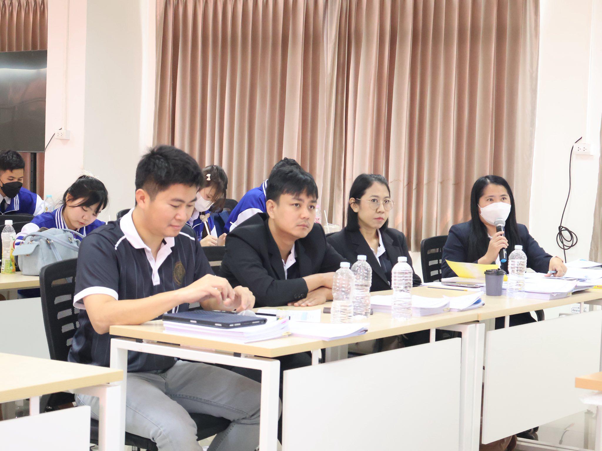 1. โครงการพัฒนาคุณลักษณะบัณฑิตคณิตศาสตร์ “กิจกรรมเตรียมความพร้อมเพื่อนำเสนอบทความวิจัย”
